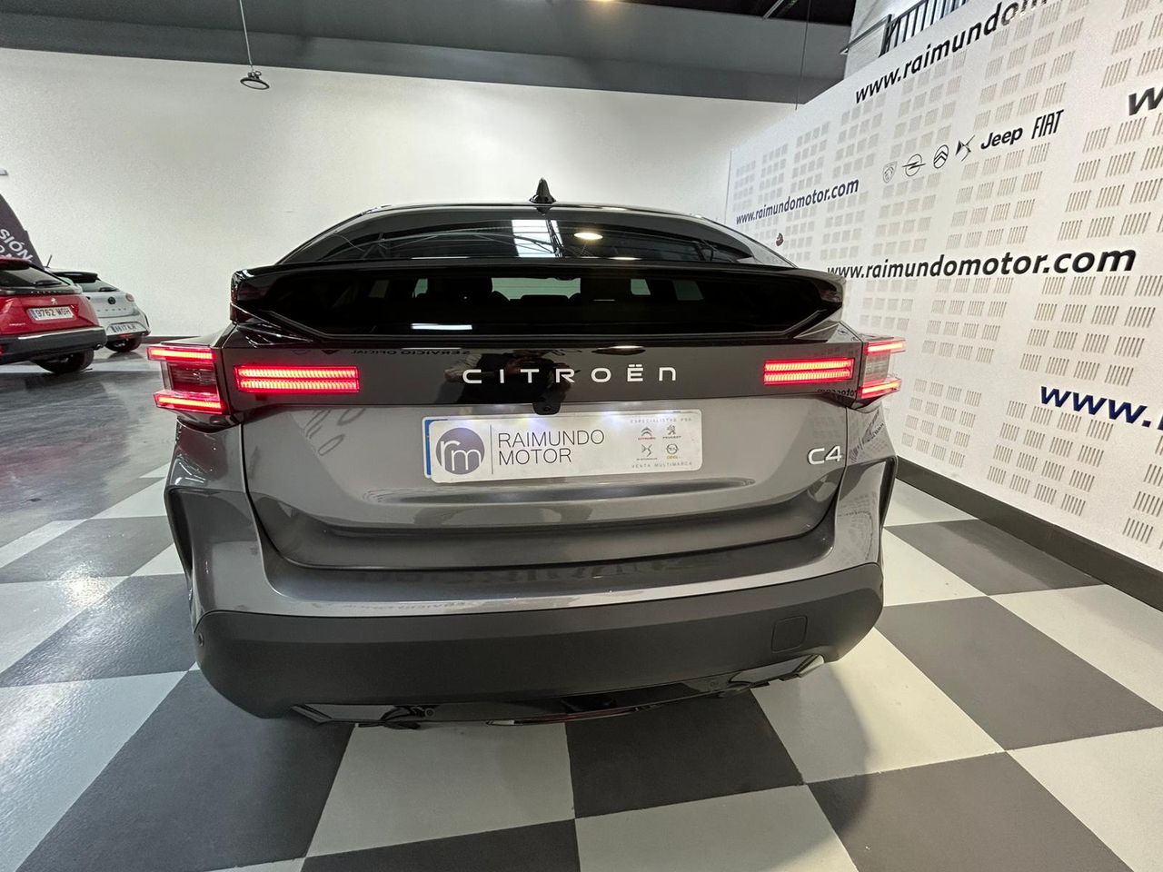 Citroën C4 Hybrid 145 CV Max - Foto 2