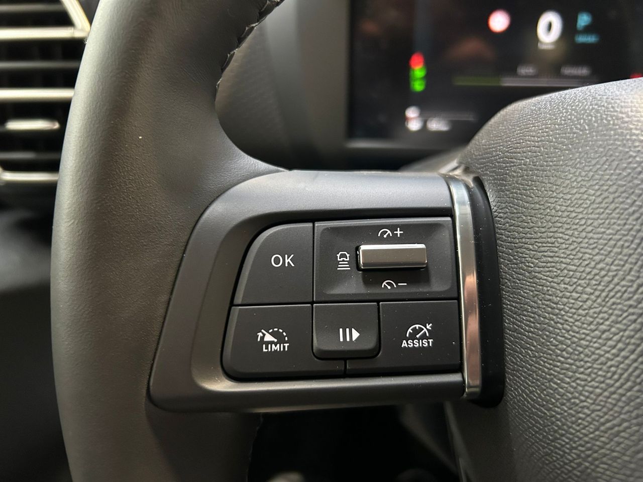 Citroën C4 Hybrid 145 CV Max - Foto 2