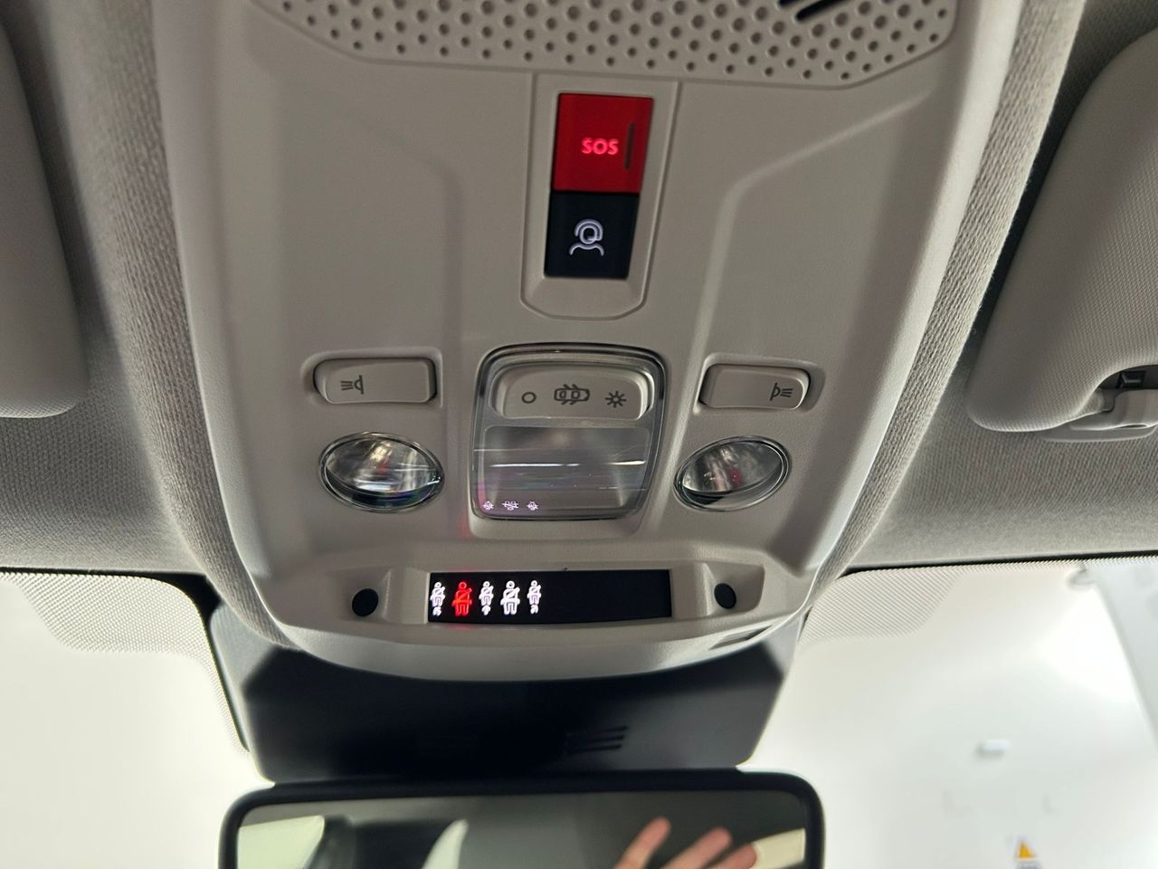 Citroën C4 Hybrid 145 CV Max - Foto 2