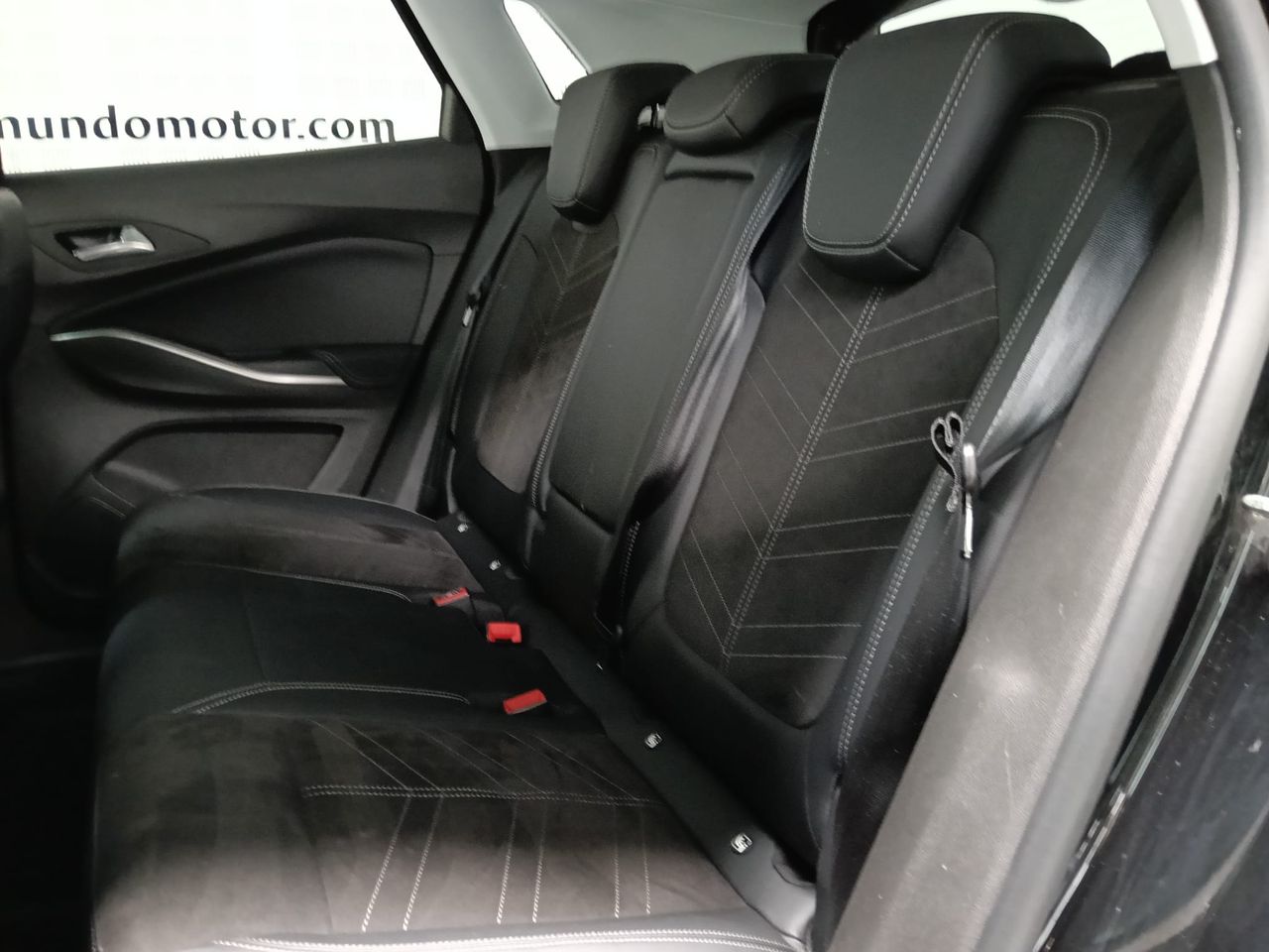 Opel Grandland GS 1.2T Hybrid 136 CV - Foto 2