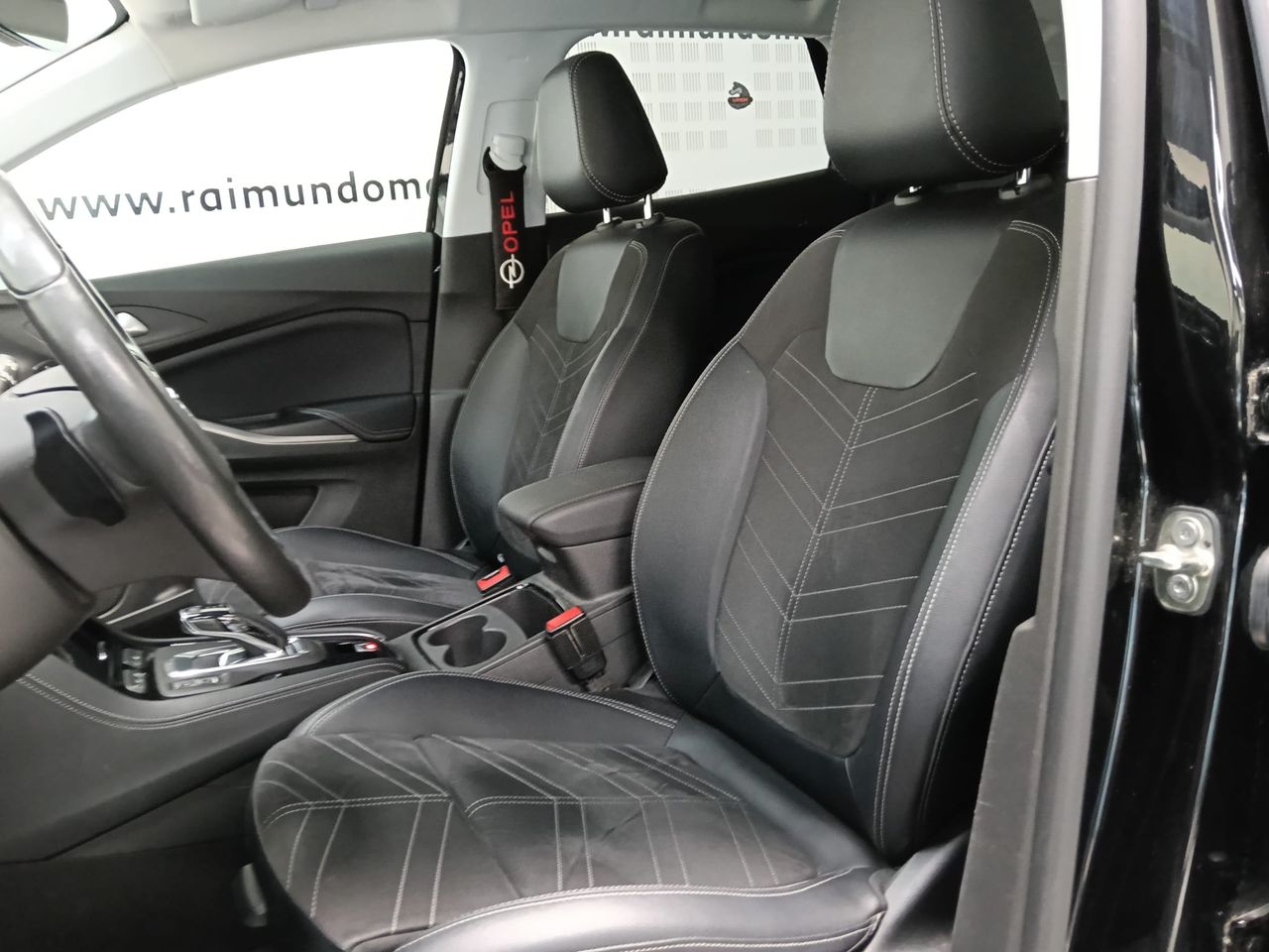 Opel Grandland GS 1.2T Hybrid 136 CV - Foto 2