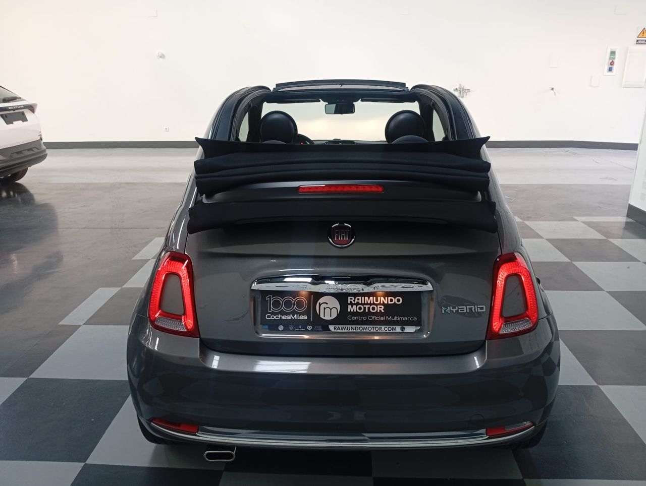 Fiat 500 C Dolcevita 1.0 Hybrid 51 kW (70 CV) - Foto 2