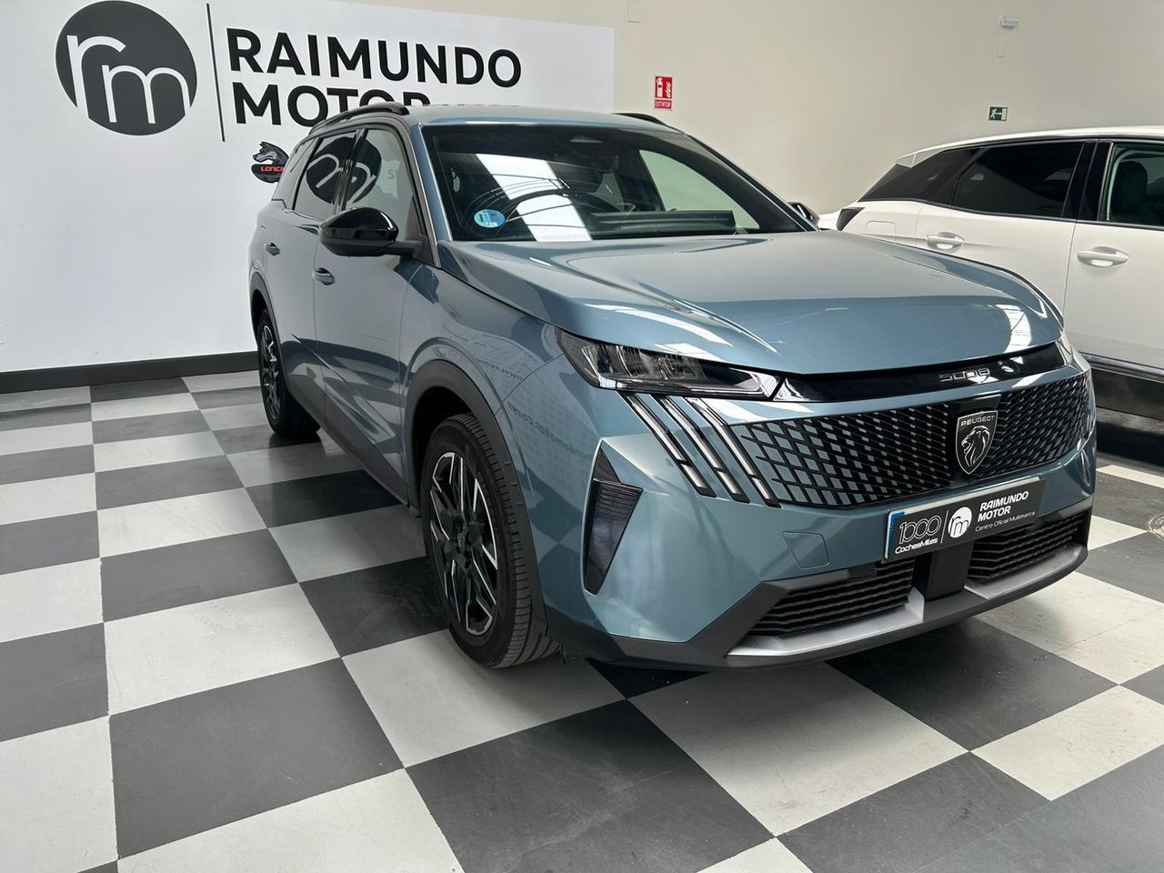 Peugeot 5008 Allure Hybrid 145 e-DCS6 - Foto 2