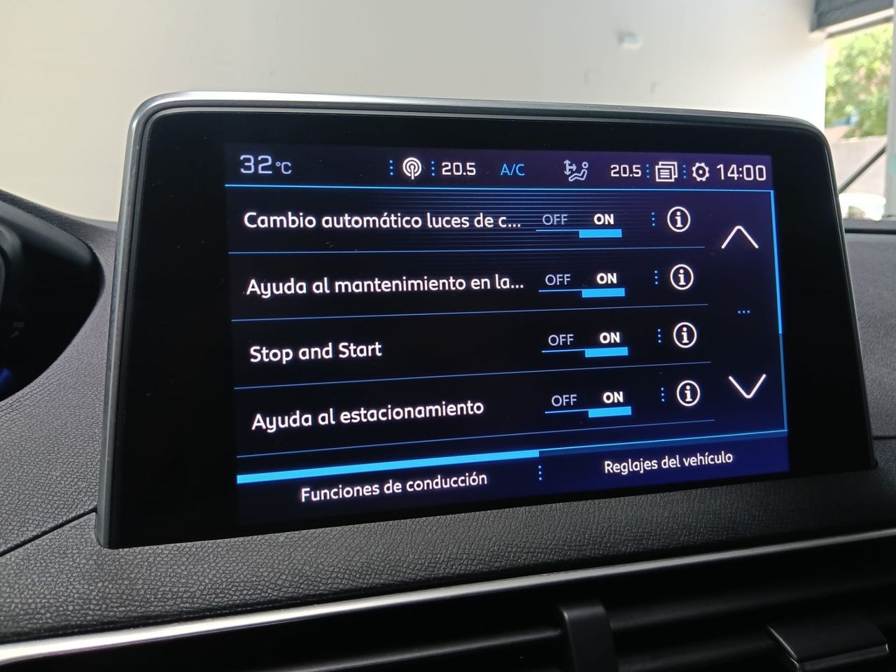 Peugeot 3008 Allure 1.5 BlueHDi 130 - Foto 2