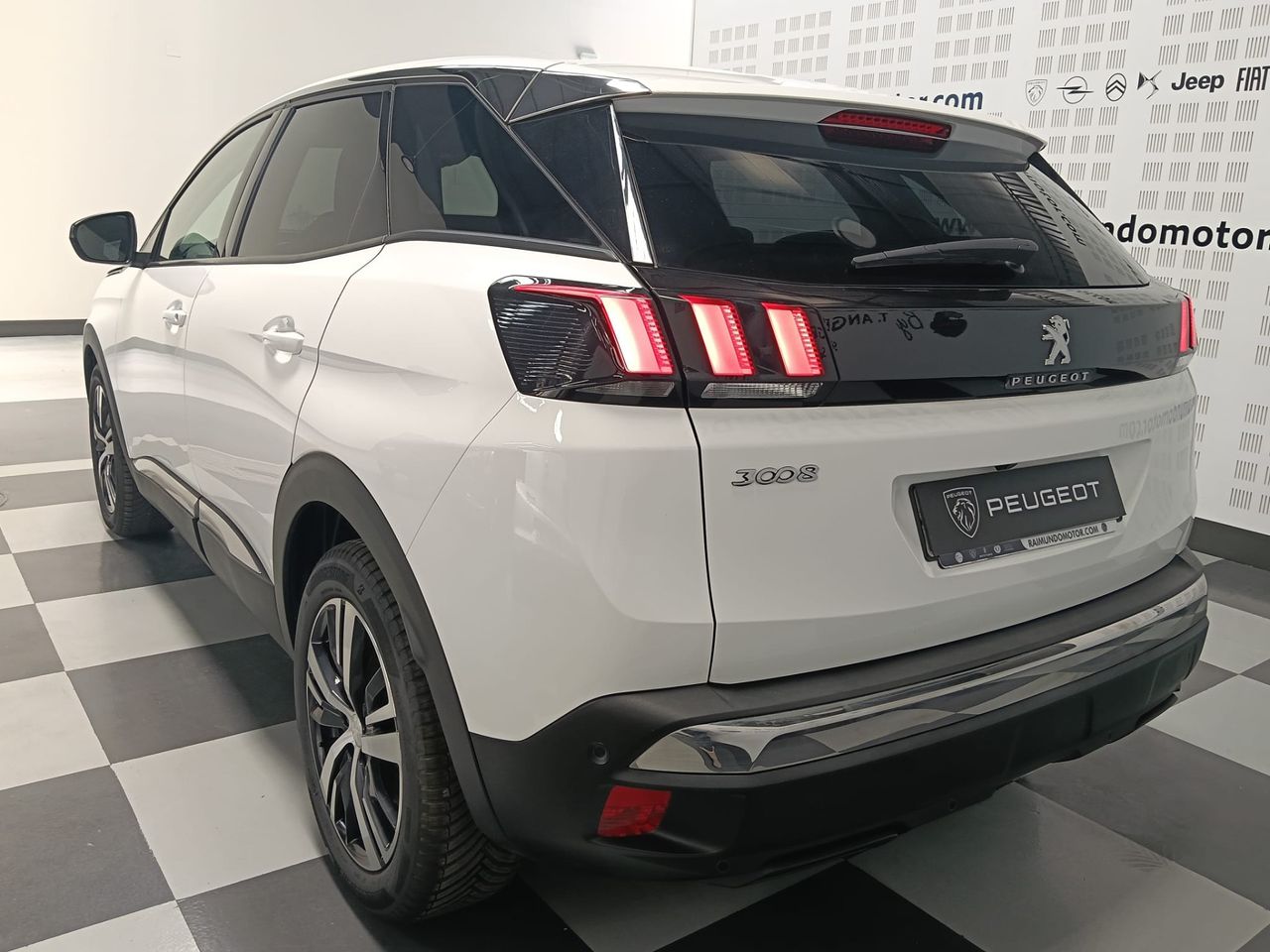 Peugeot 3008 Allure 1.5 BlueHDi 130 - Foto 2