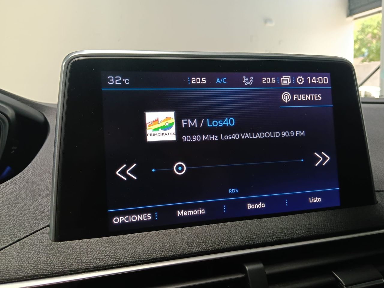 Peugeot 3008 Allure 1.5 BlueHDi 130 - Foto 2