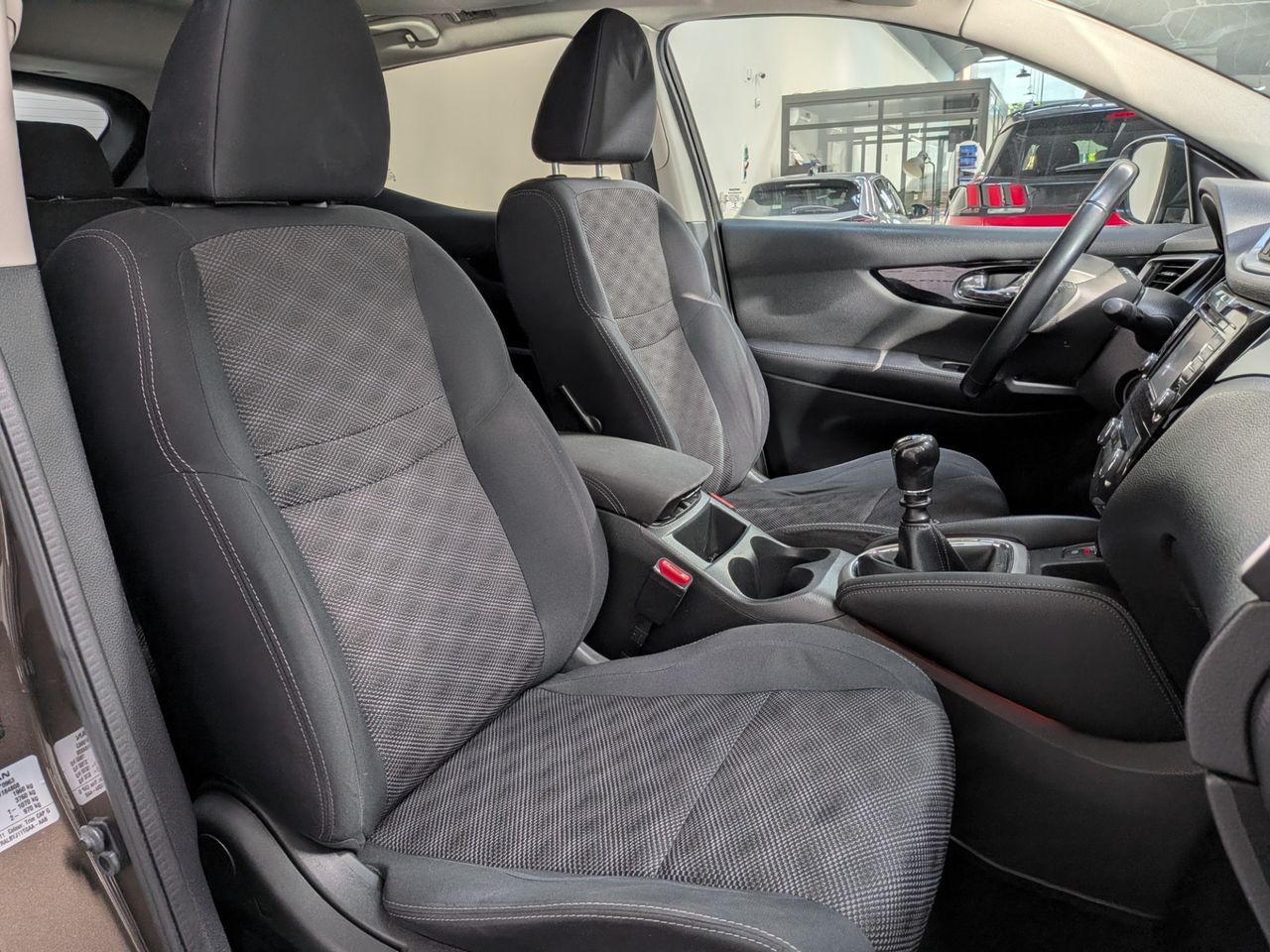 Nissan Qashqai 1.6 dCi 130 CV Stop&Start 4X2 N-TEC XTRONIC CVT - Foto 2