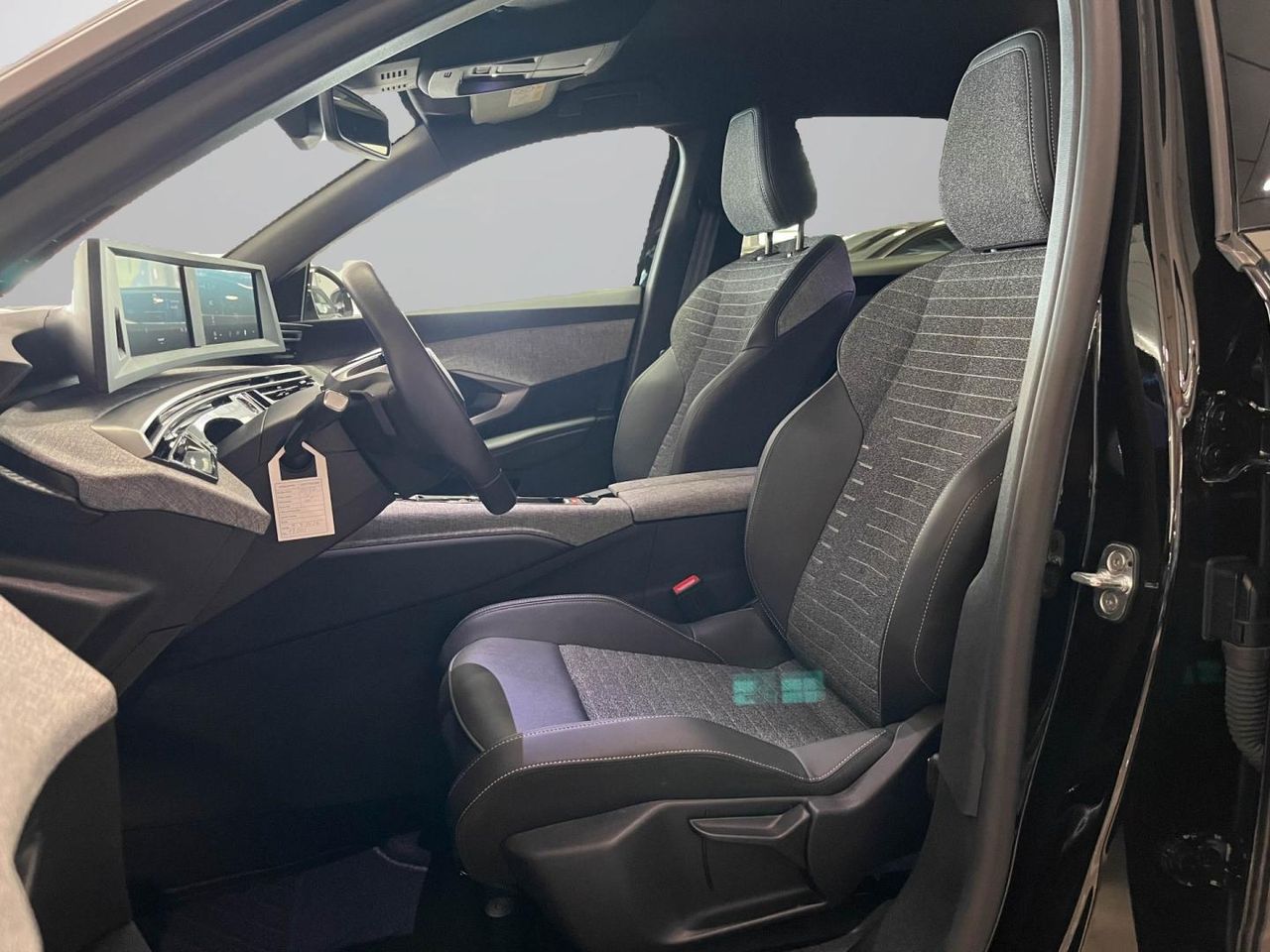 Peugeot 3008 Allure Hybrid 145 e-DCS6 - Foto 2