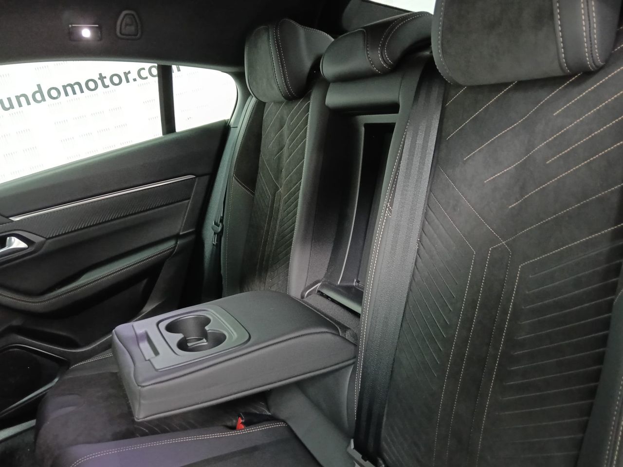 Peugeot 508 GT Plug-in Hybrid 180 e-EAT8 - Foto 2