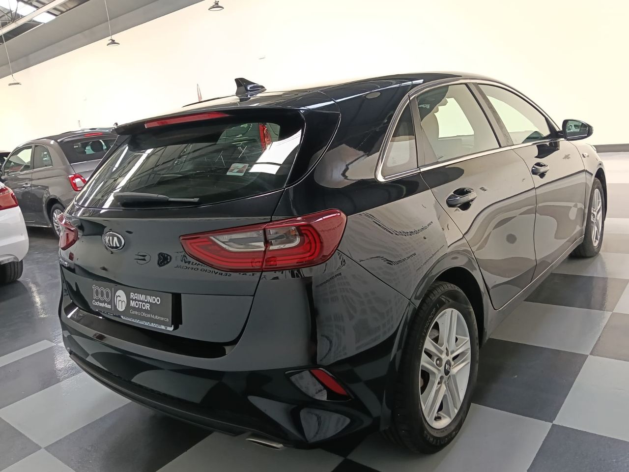Kia Ceed 5p 1.0 T-GDi Drive 73 kW - Foto 2