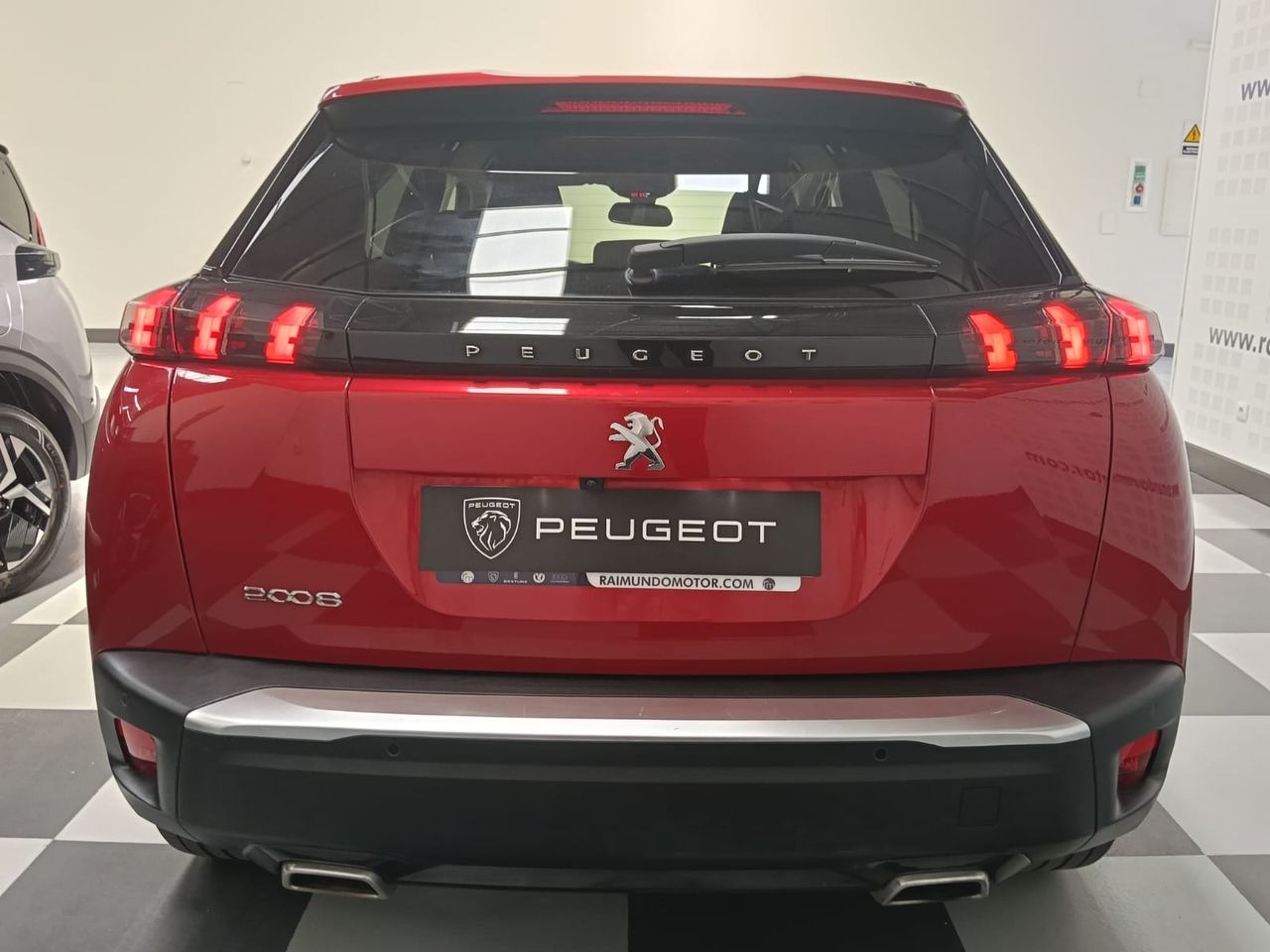 Peugeot 2008 Allure Gasolina 100 S&S 6 Vel. - Foto 2