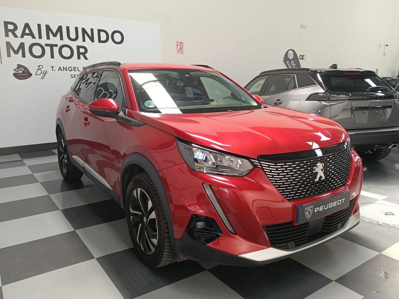 Peugeot 2008 Allure Gasolina 100 S&S 6 Vel. - Foto 2