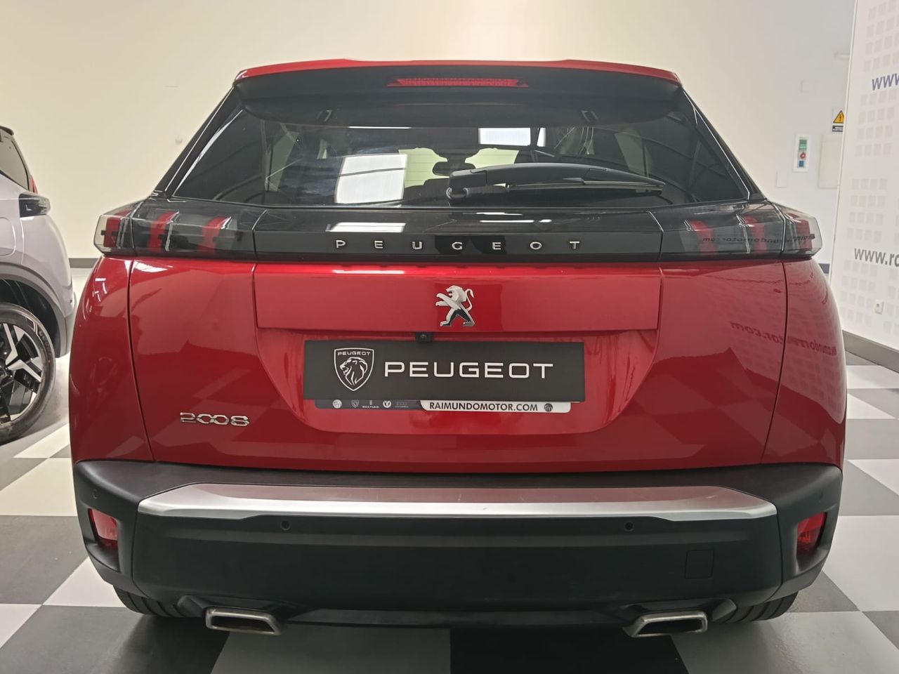 Peugeot 2008 Allure Gasolina 100 S&S 6 Vel. - Foto 2