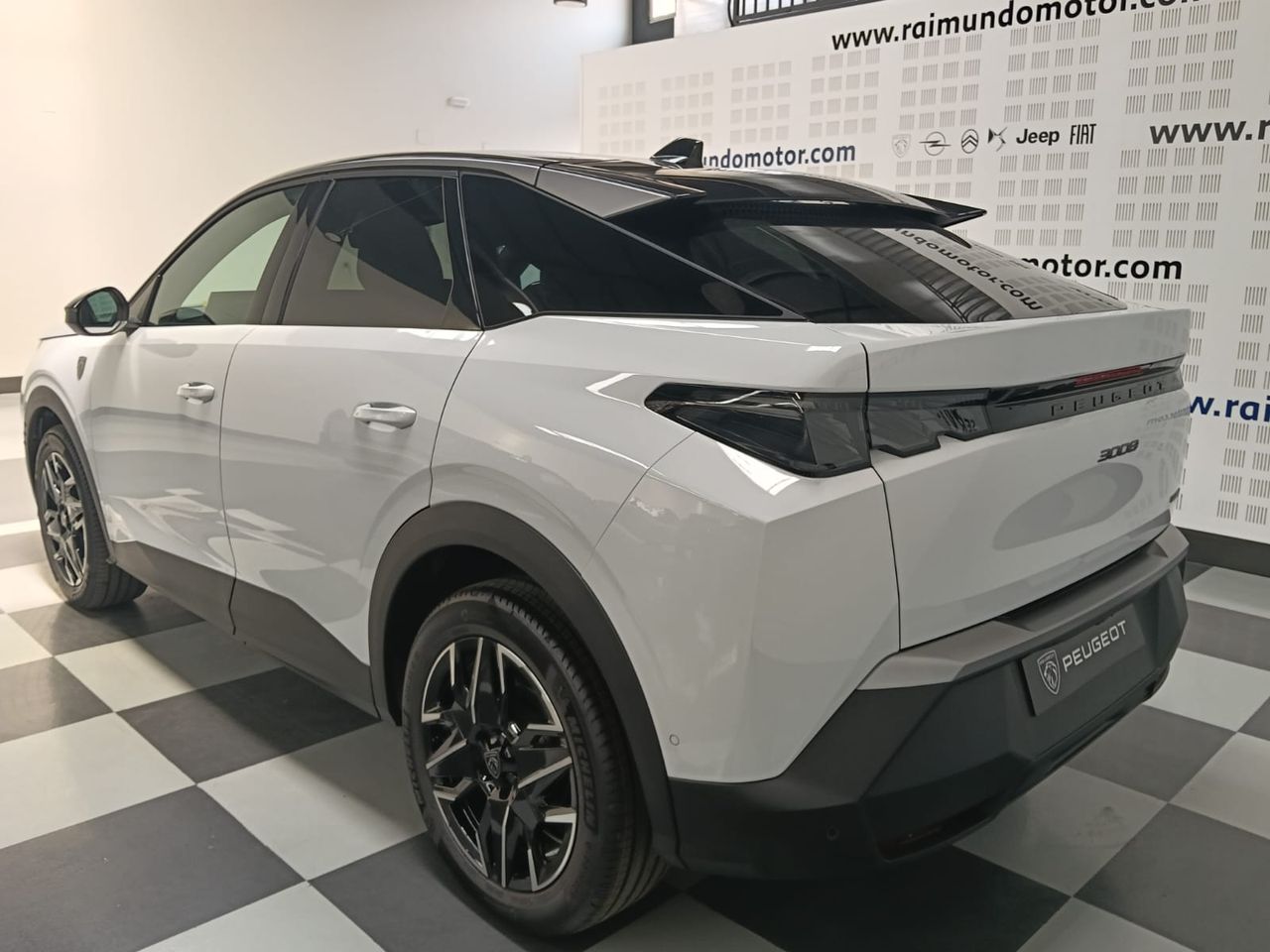 Peugeot 3008 GT Hybrid 145 e-DCS6 - Foto 2