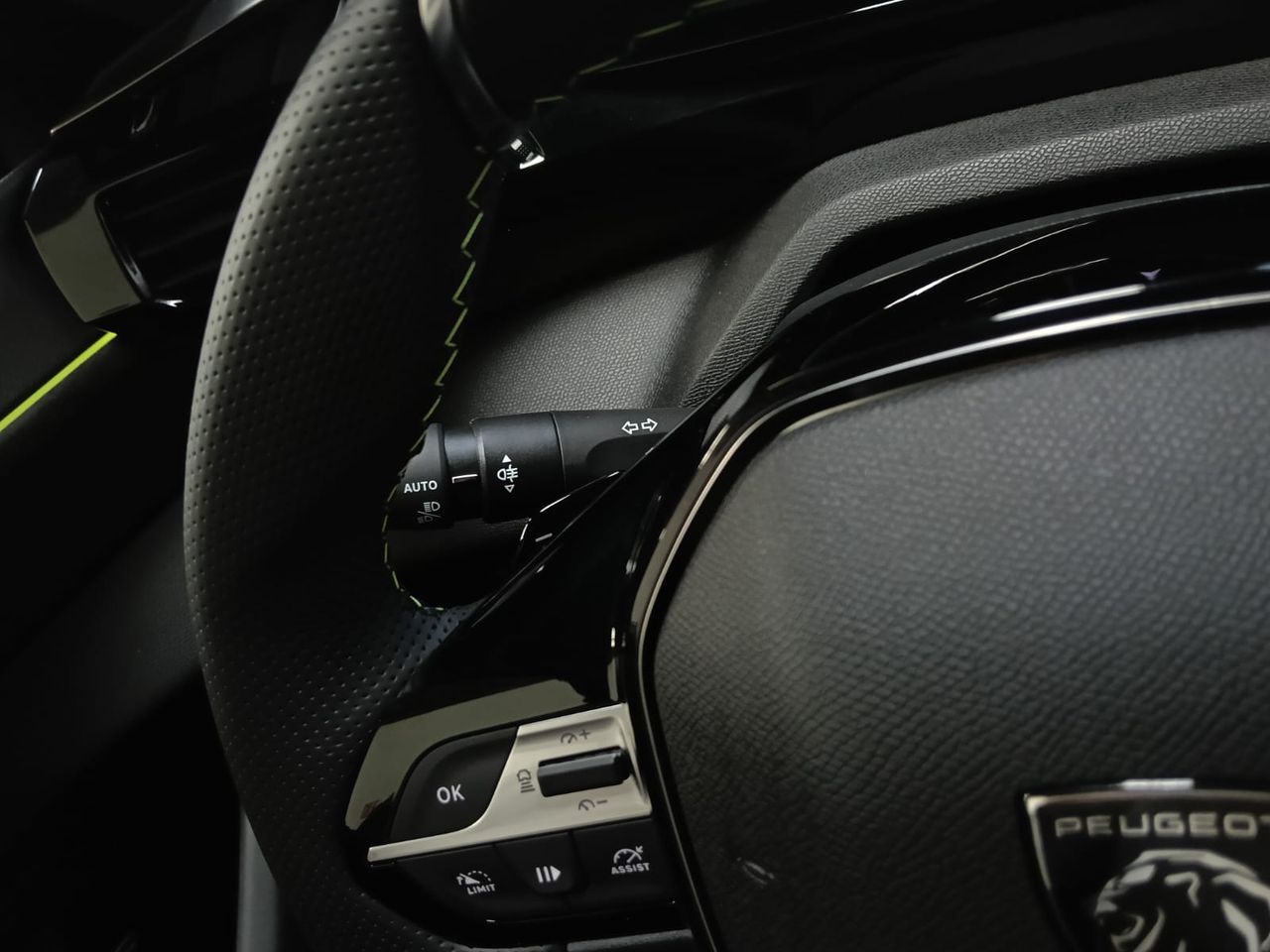 Peugeot 308 5p GT Hybrid 145 e-DCS6 - Foto 2