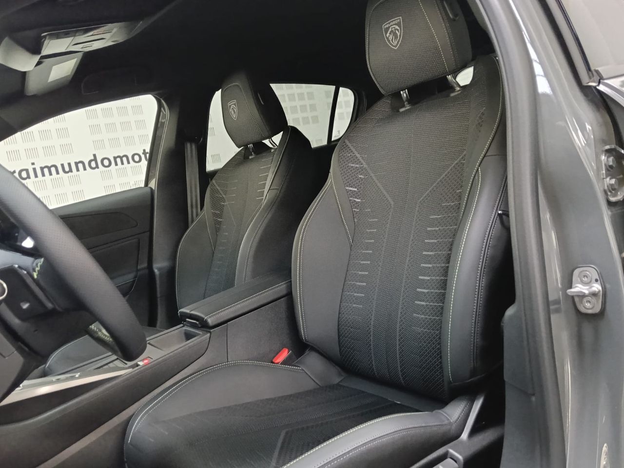 Peugeot 308 5p GT Hybrid 145 e-DCS6 - Foto 2