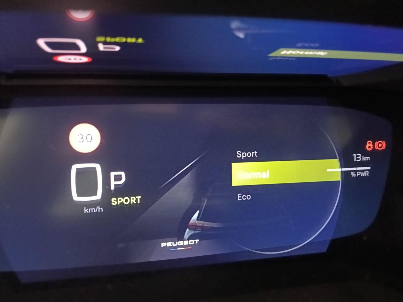 Peugeot 2008 GT Hybrid 145 e-DCS6 - Foto 2