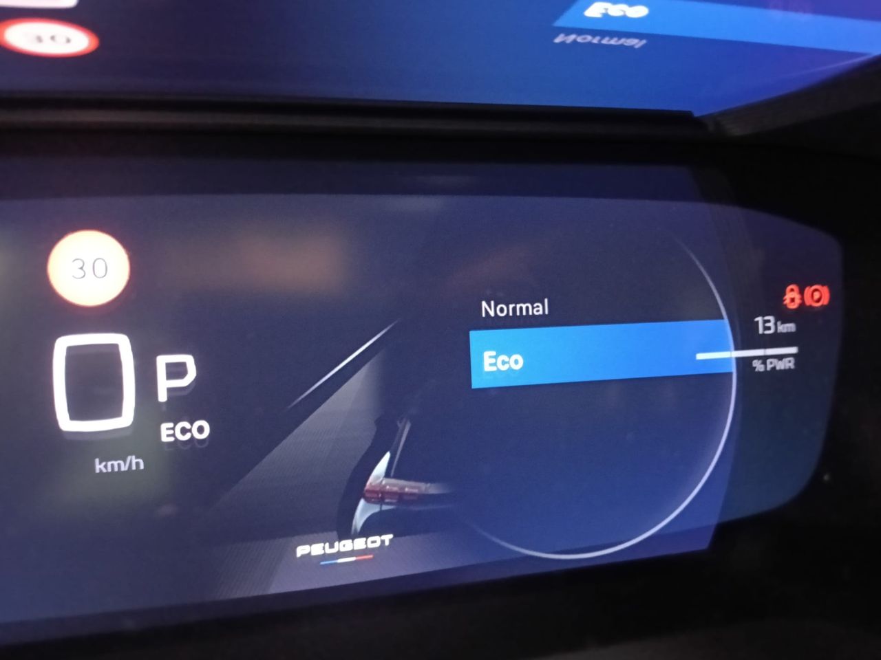 Peugeot 2008 GT Hybrid 145 e-DCS6 - Foto 2