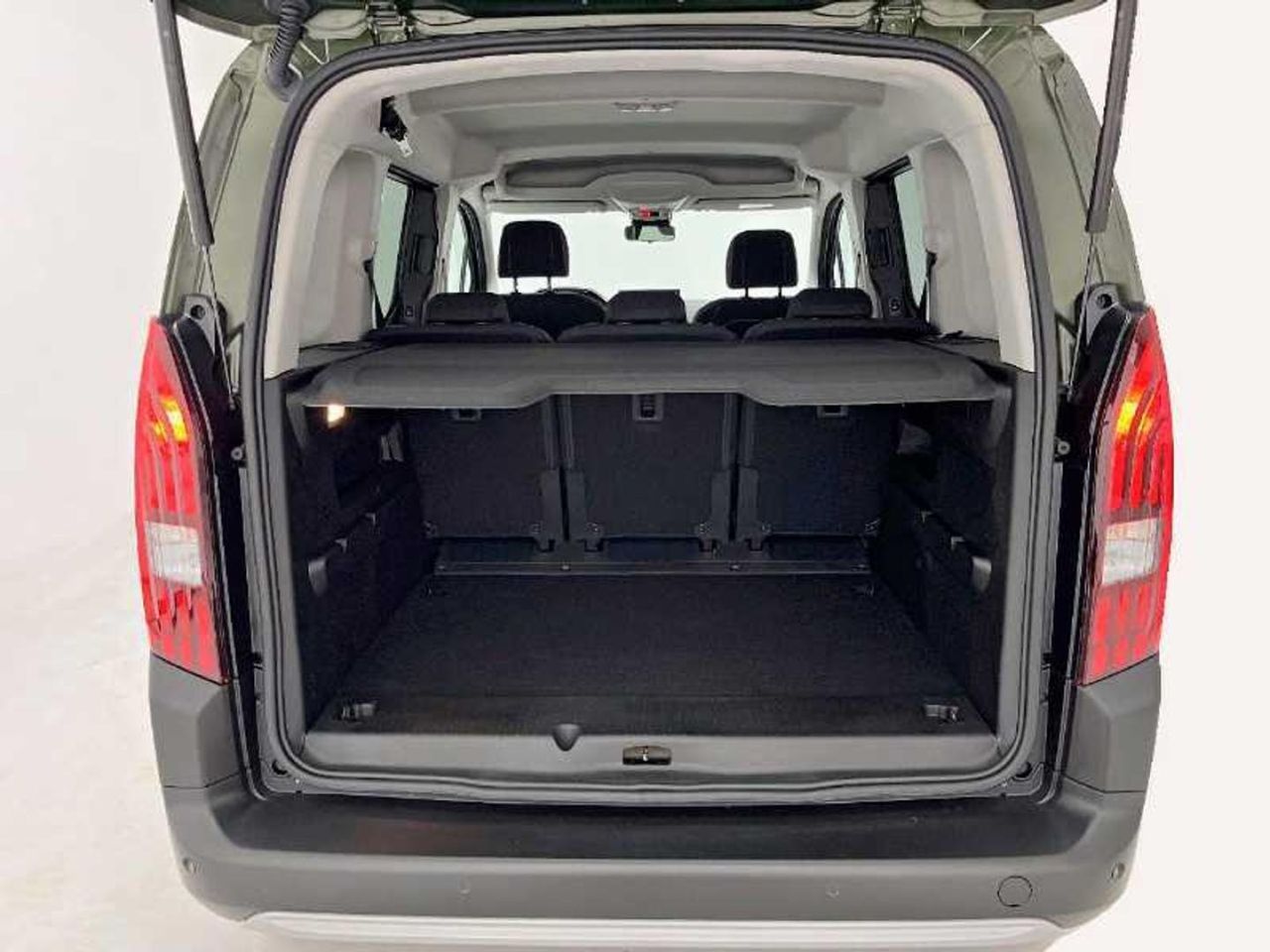 Peugeot Rifter Standard GT BlueHDi 130 EAT8 - Foto 2