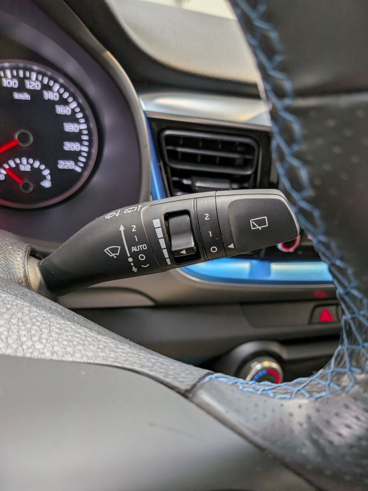 Kia Stonic 1.0 T-GDi MHEV iMT 74 kW - Foto 2
