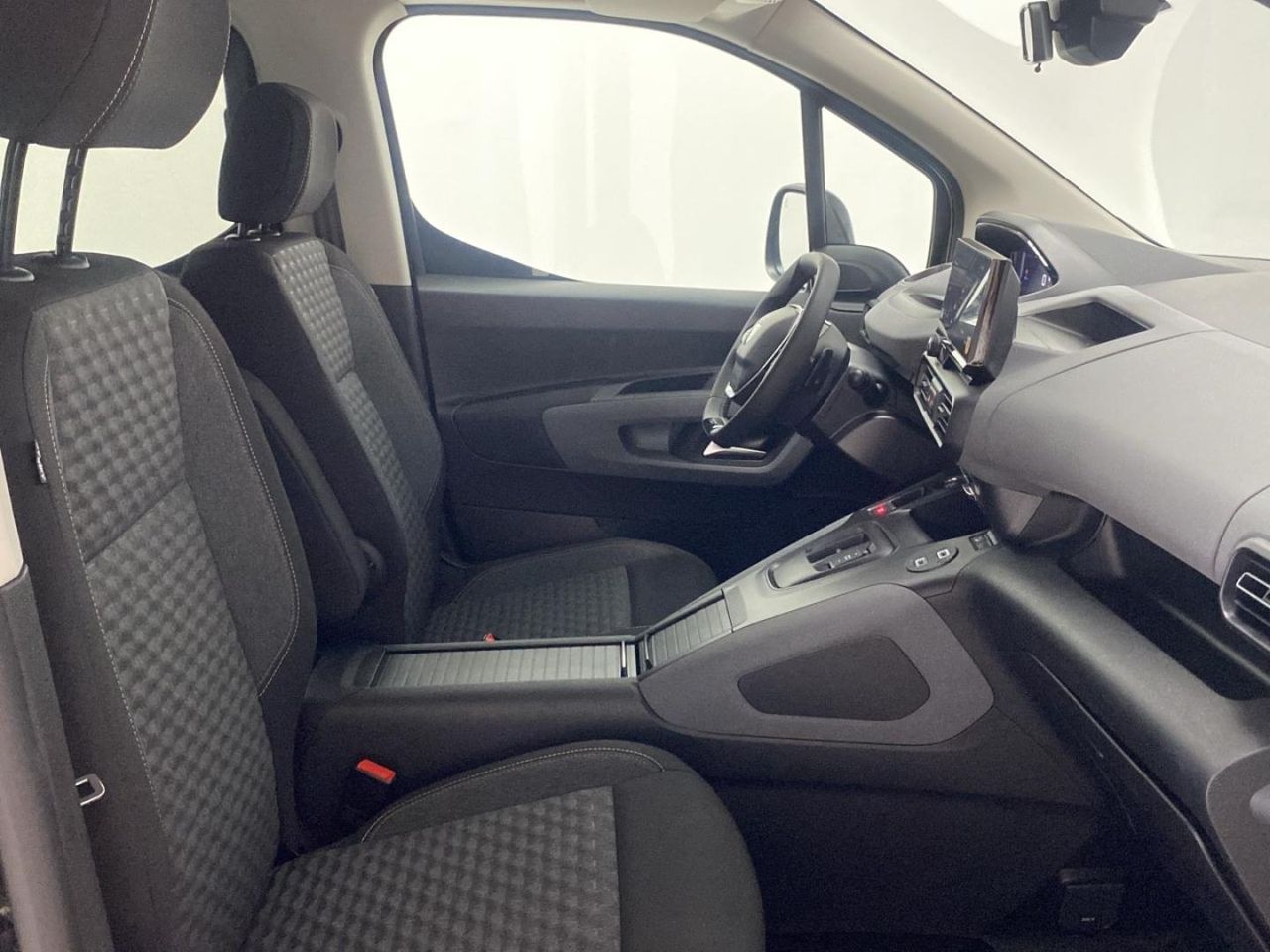 Peugeot Rifter Standard GT BlueHDi 130 EAT8 - Foto 2