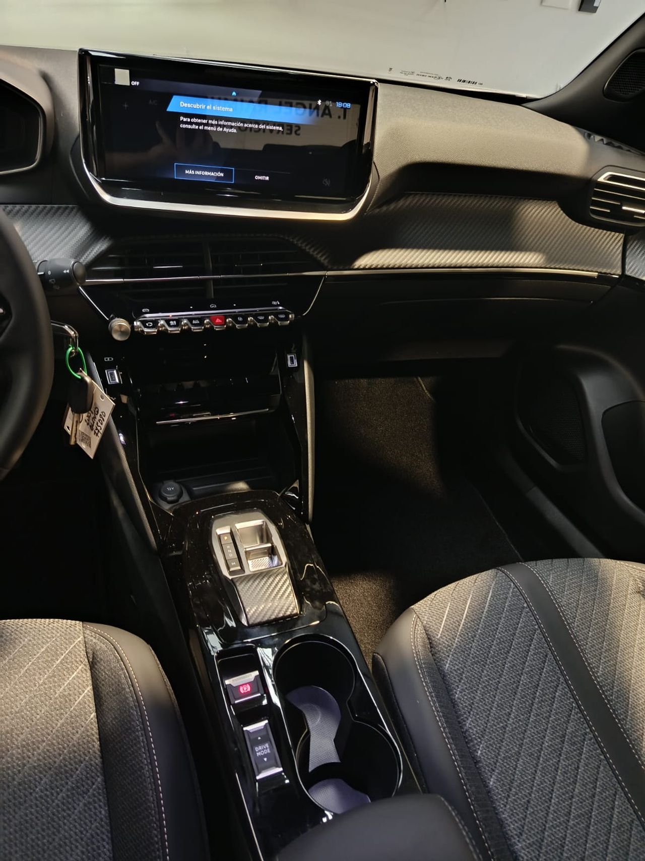 Peugeot 2008 Allure Hybrid 145 e-DCS6 - Foto 2