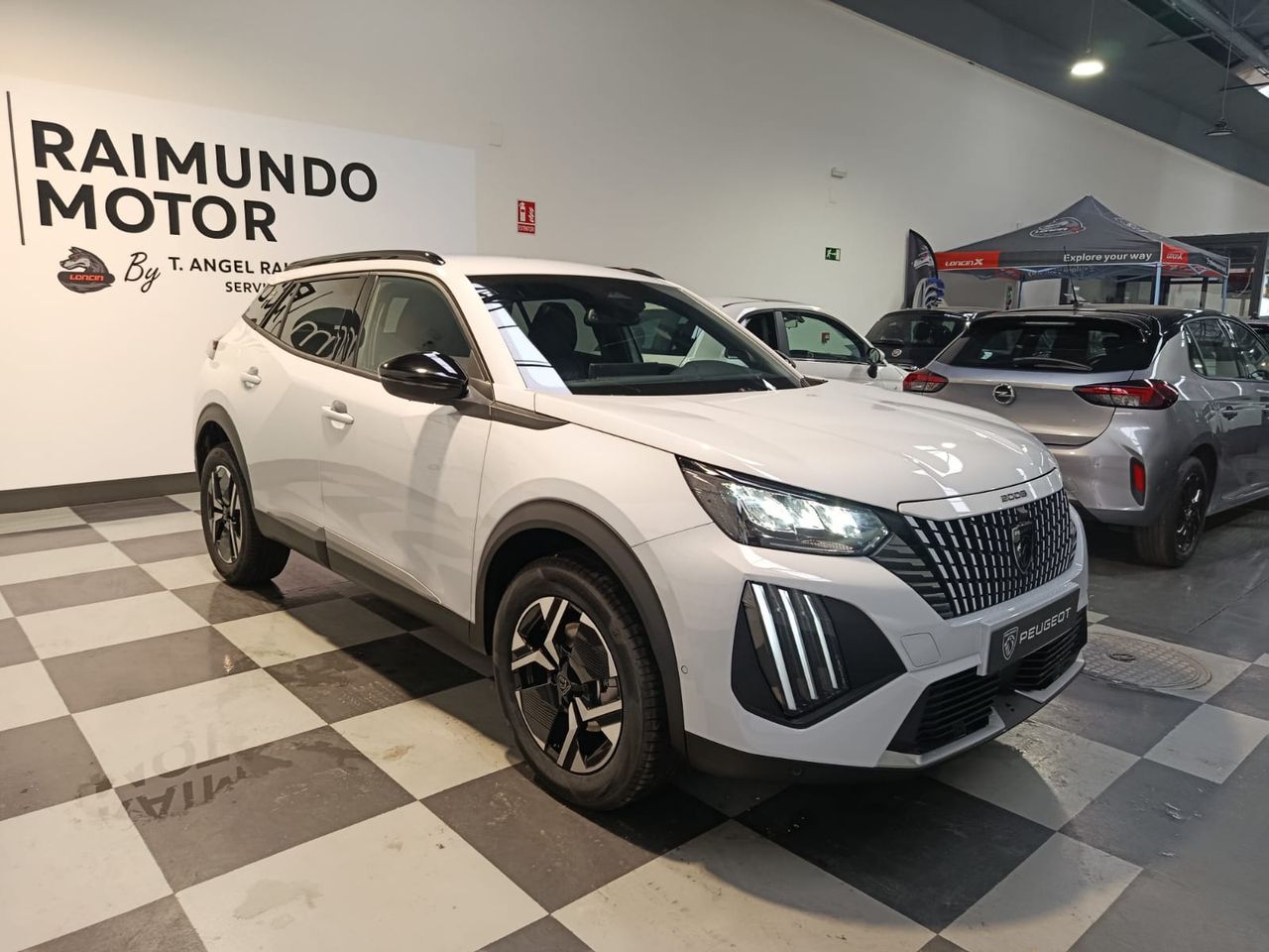 Peugeot 2008 Allure Hybrid 145 e-DCS6 - Foto 2