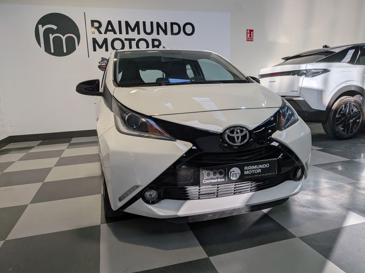 Toyota Aygo 5p 70 x-clusiv - Foto 2