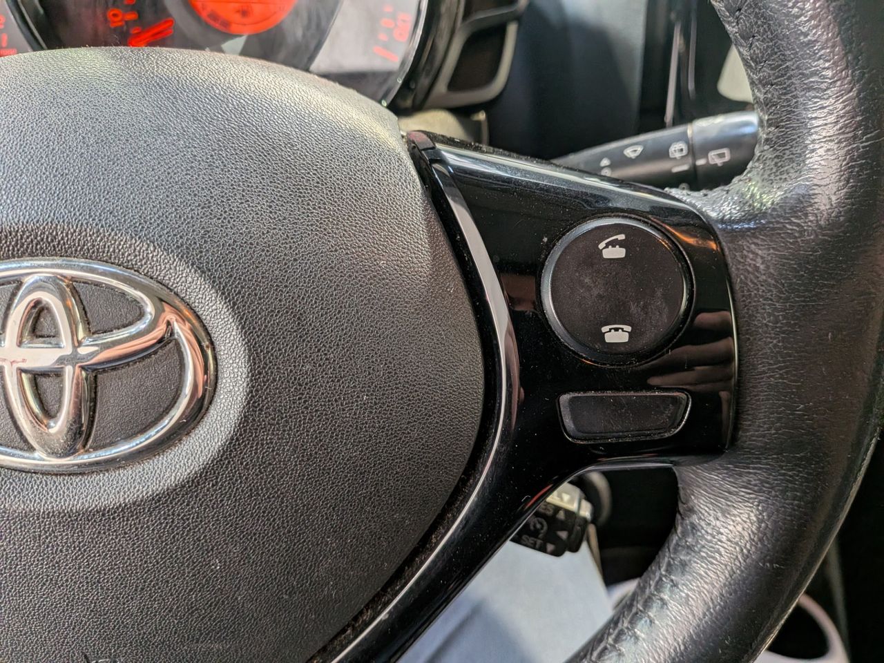 Toyota Aygo 5p 70 x-clusiv - Foto 2