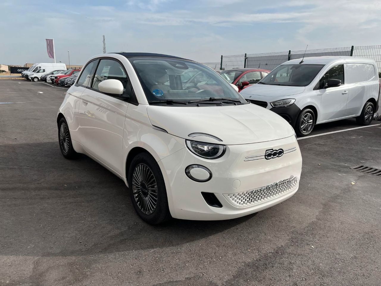 Fiat 500 con elevalunas electricos  de segunda mano - fiat 500 2022 /