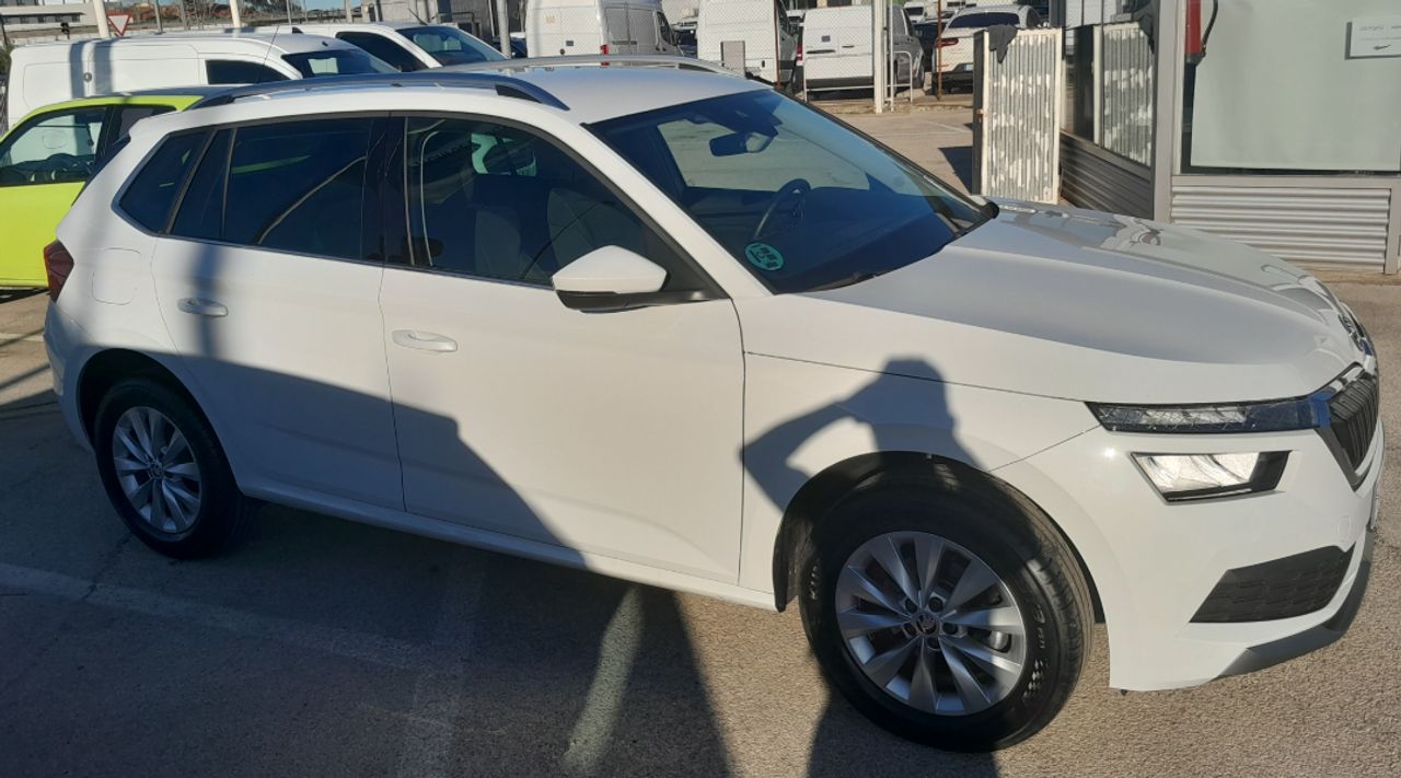 skoda kamiq 2023 / foto grande (3)
