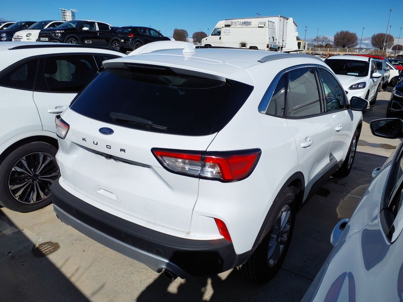 ford kuga 2023 / foto grande (2)