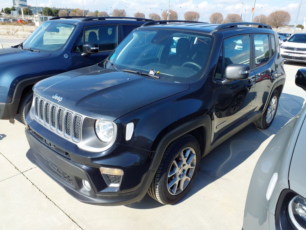 jeep renegade 2022 / foto grande (2)