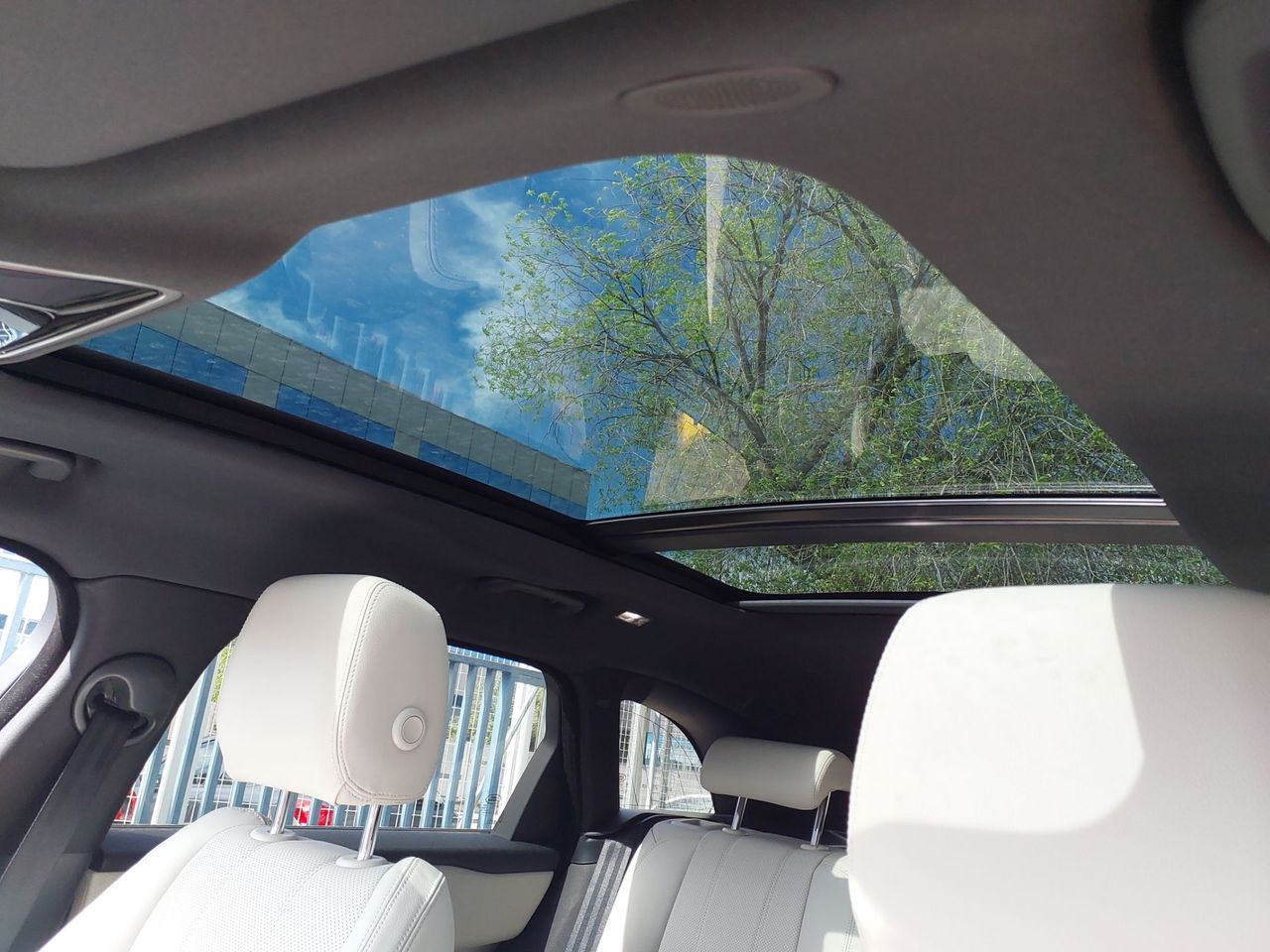 Land-Rover Range Rover Velar 2.0 I4 PHEV 297kW (404CV) 4WD Auto - Foto 11