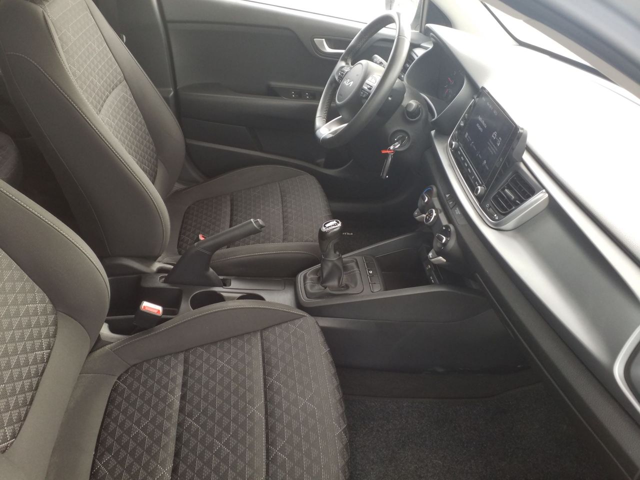 Kia Rio 1.2 DPi 62kW (84CV) Concept Modelo real: Active 1.0 100CV - Foto 7