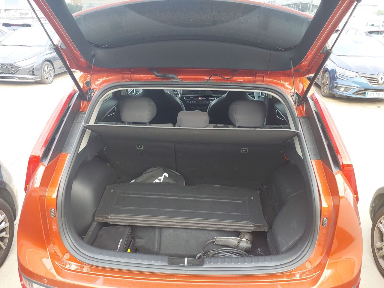 Kia Niro 1.6 GDi PHEV 135kW (183CV) Emotion - Foto 6