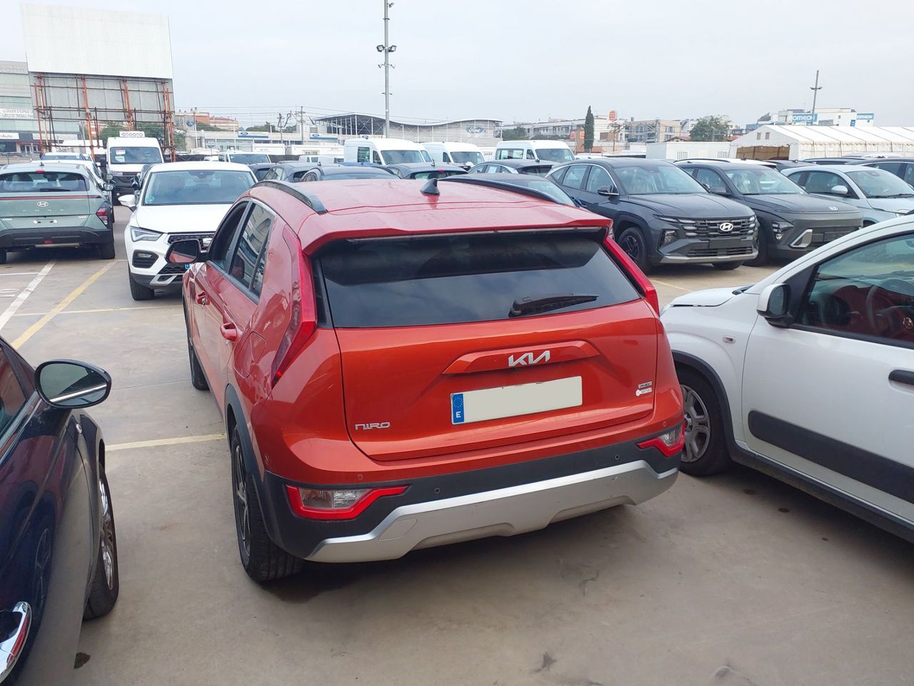 Kia Niro 1.6 GDi PHEV 135kW (183CV) Emotion - Foto 5