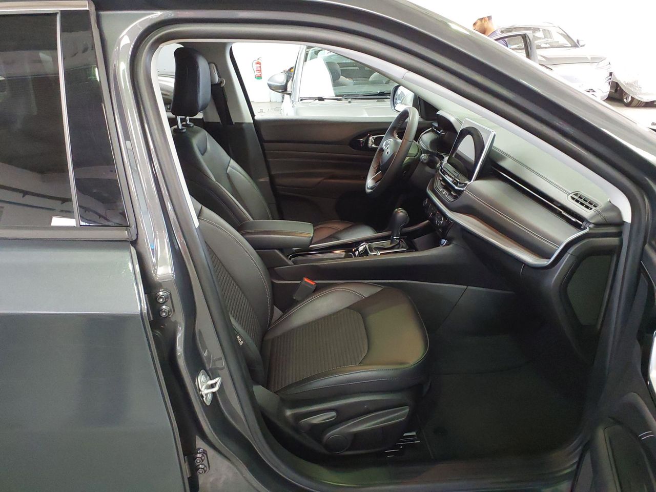 Jeep Compass 1.3 PHEV 140kW (190CV) Limited AT AWD - Foto 7