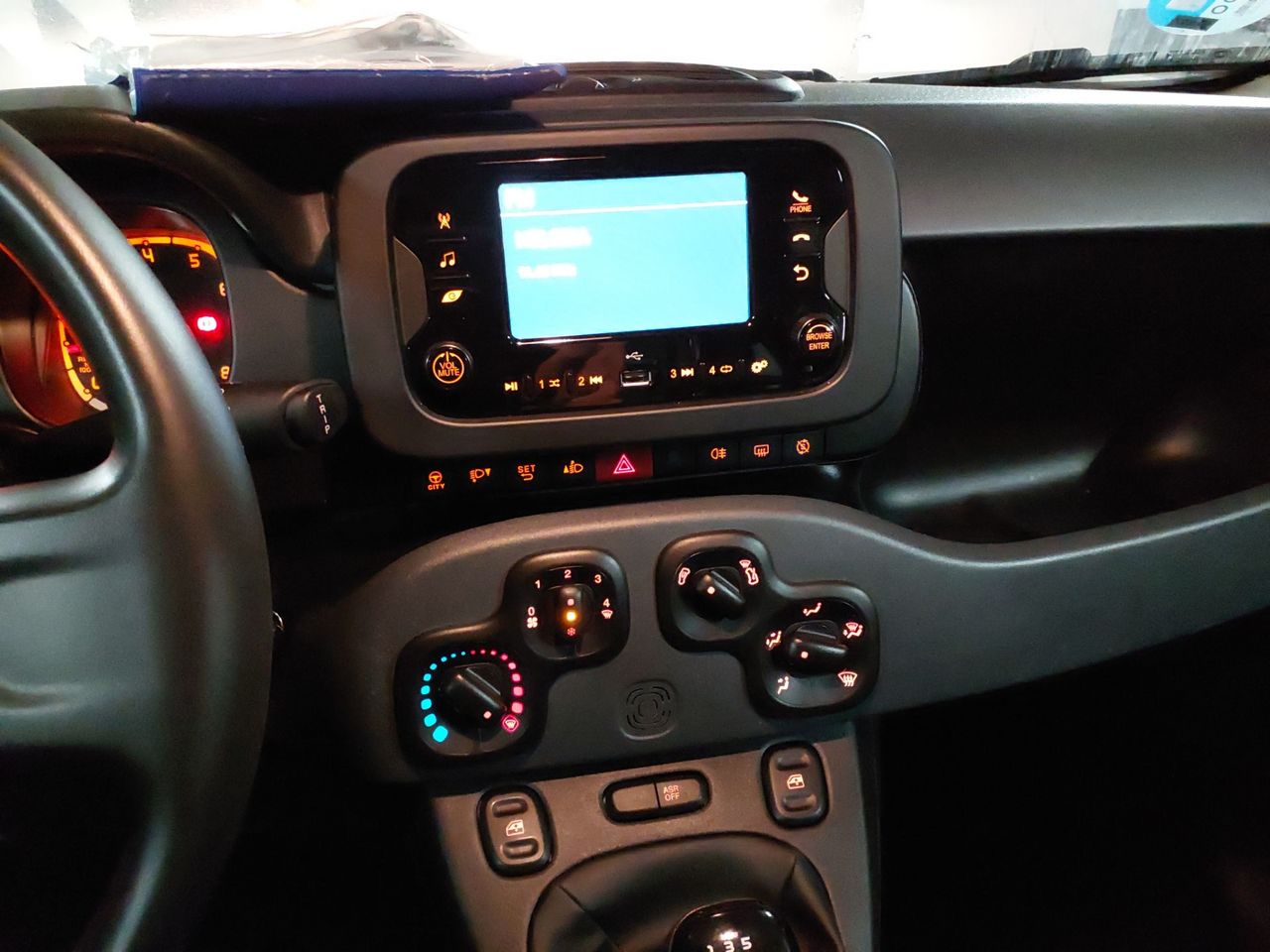 Fiat Panda City Life Hybrid 1.0 Gse 51kw (70CV) - Foto 9