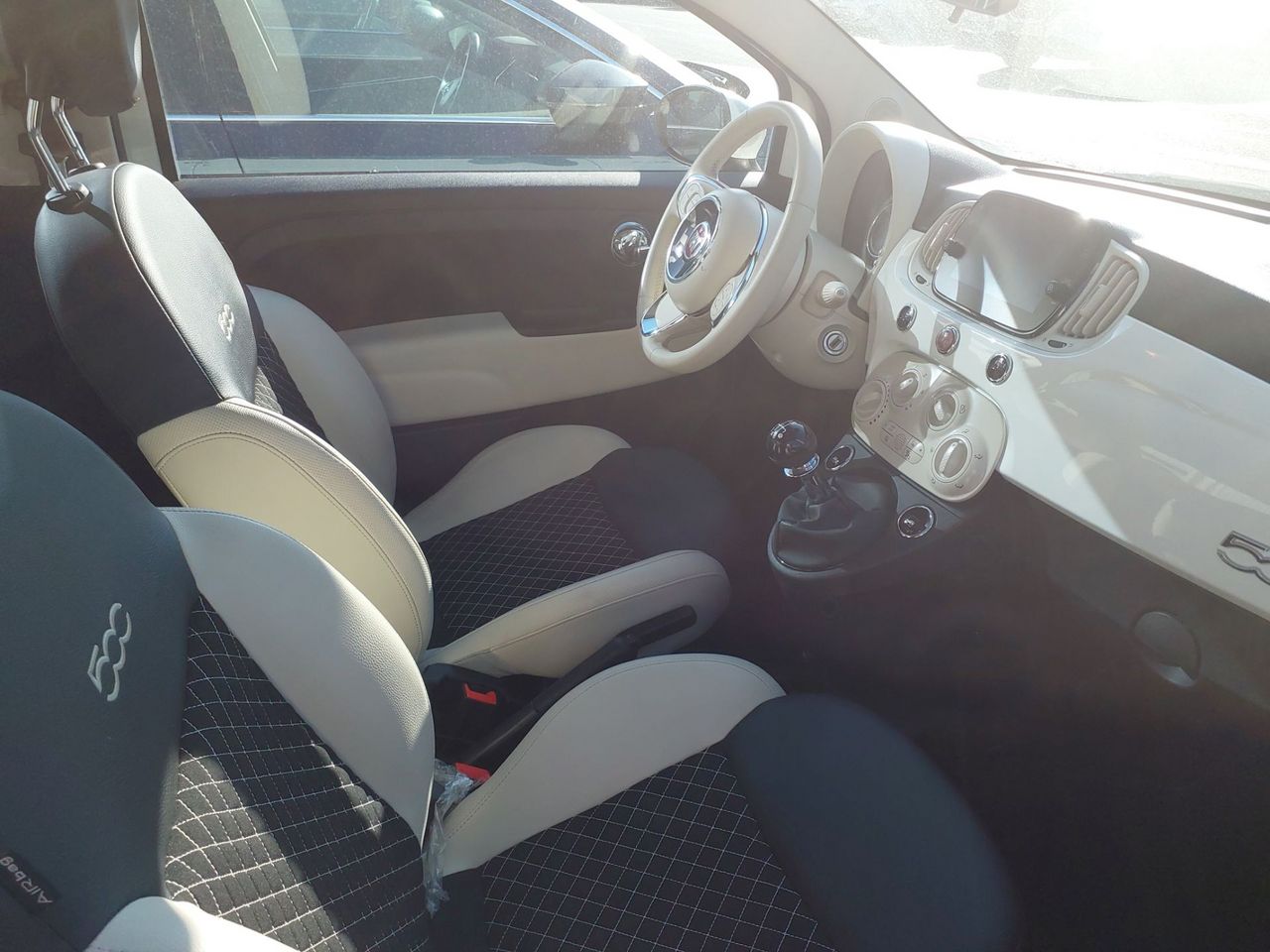 Fiat 500 Dolcevita 1.0 Hybrid 51KW (70 CV) - Foto 7