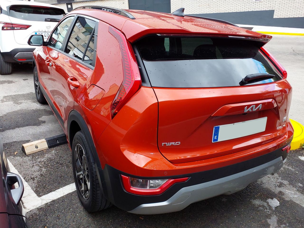 Kia Niro 1.6 GDi PHEV 135kW (183CV) Emotion - Foto 5