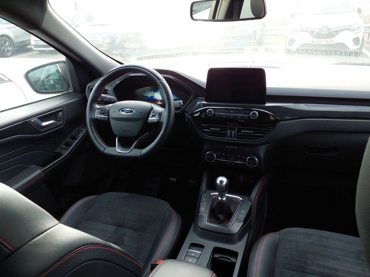 Ford Kuga ST-Line X 1.5T EcoBoost 110kW (150CV) - Foto 8