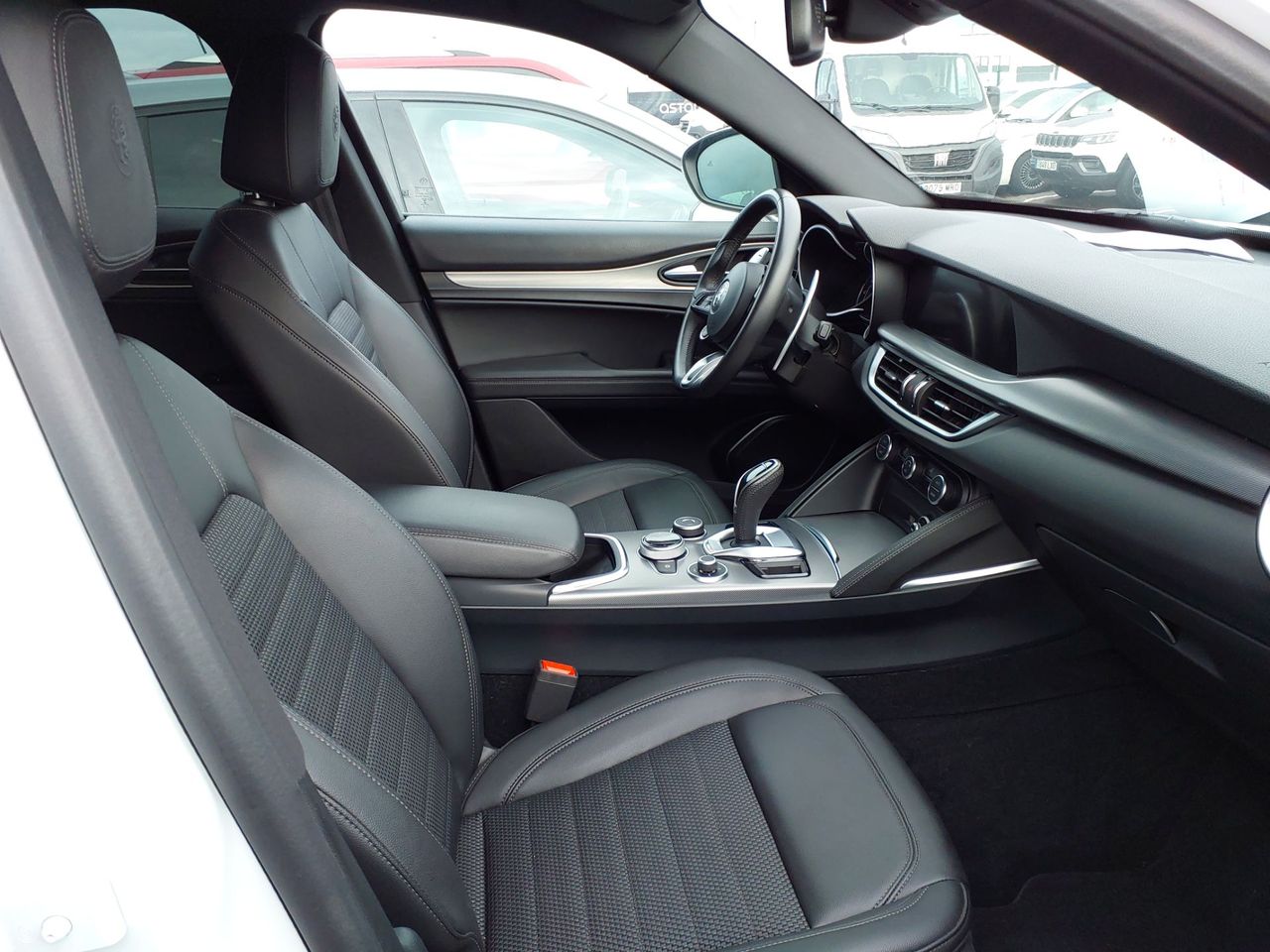 Alfa Romeo Stelvio Sprint RWD 2.2 - Foto 7