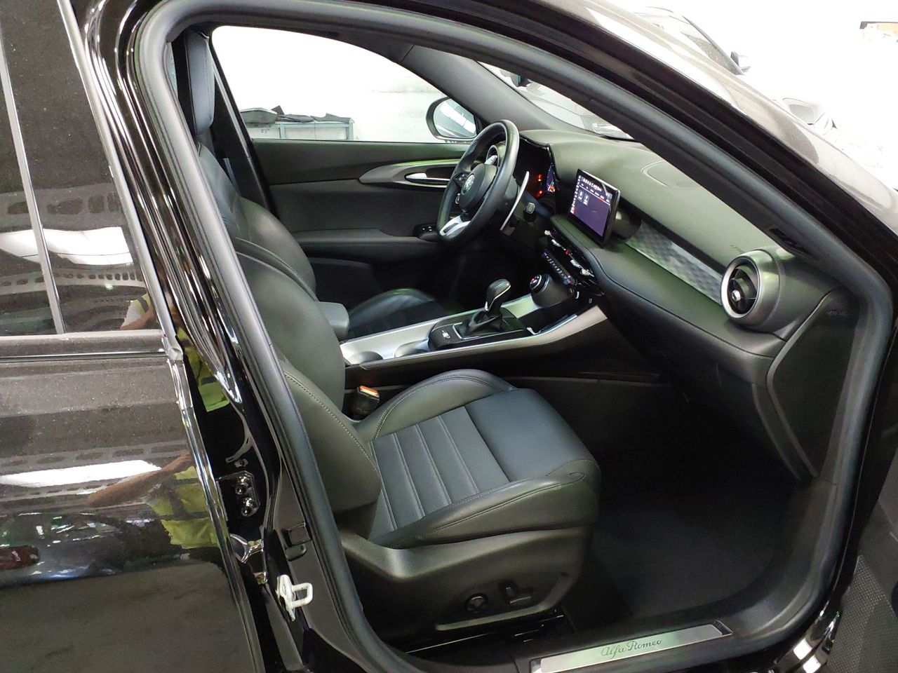 Alfa Romeo Tonale 1.3 280CV Q4 VELOCE - Foto 6