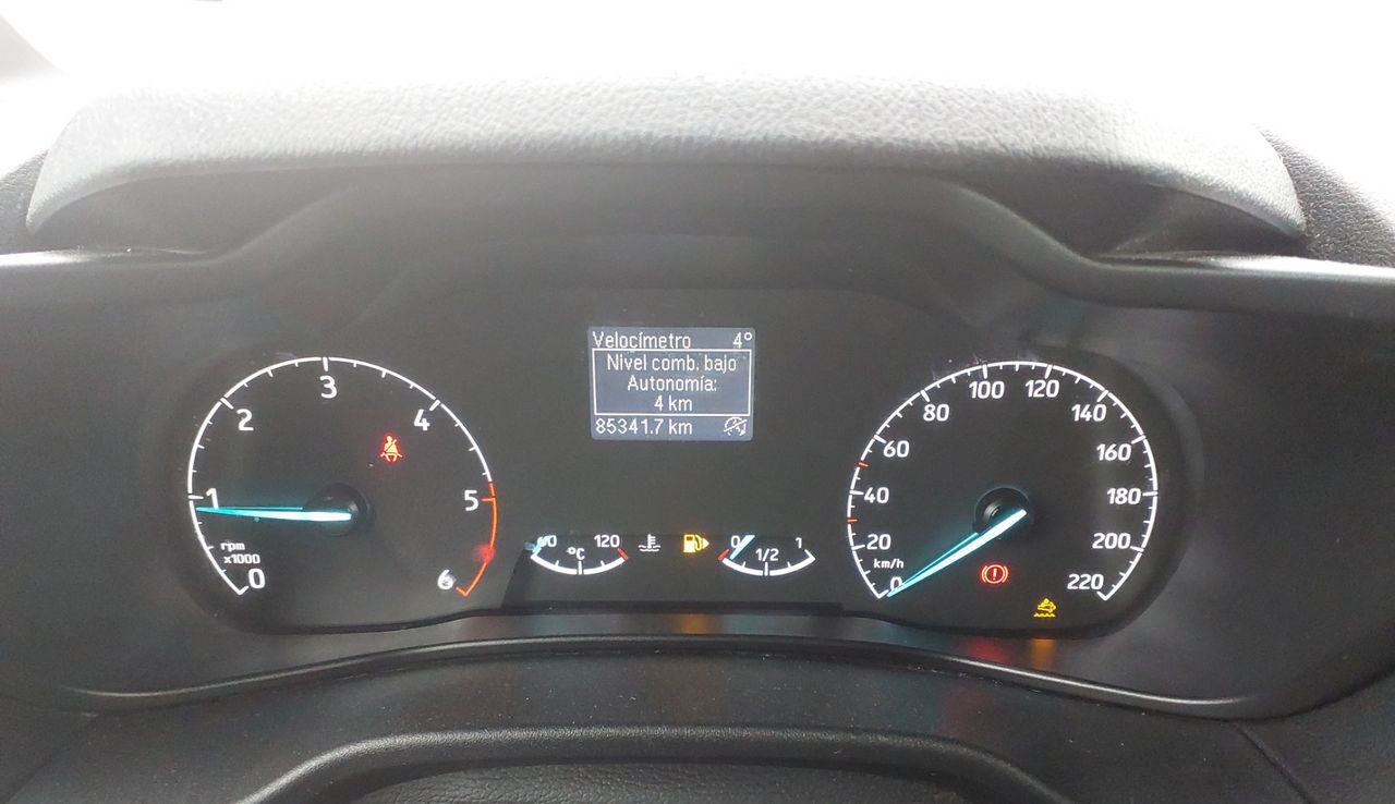 Ford Transit Connect FT200L1 1.5 100CV - Foto 7