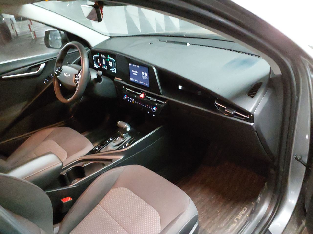 Kia Niro 1.6GDI PHEV 183CV - Foto 7