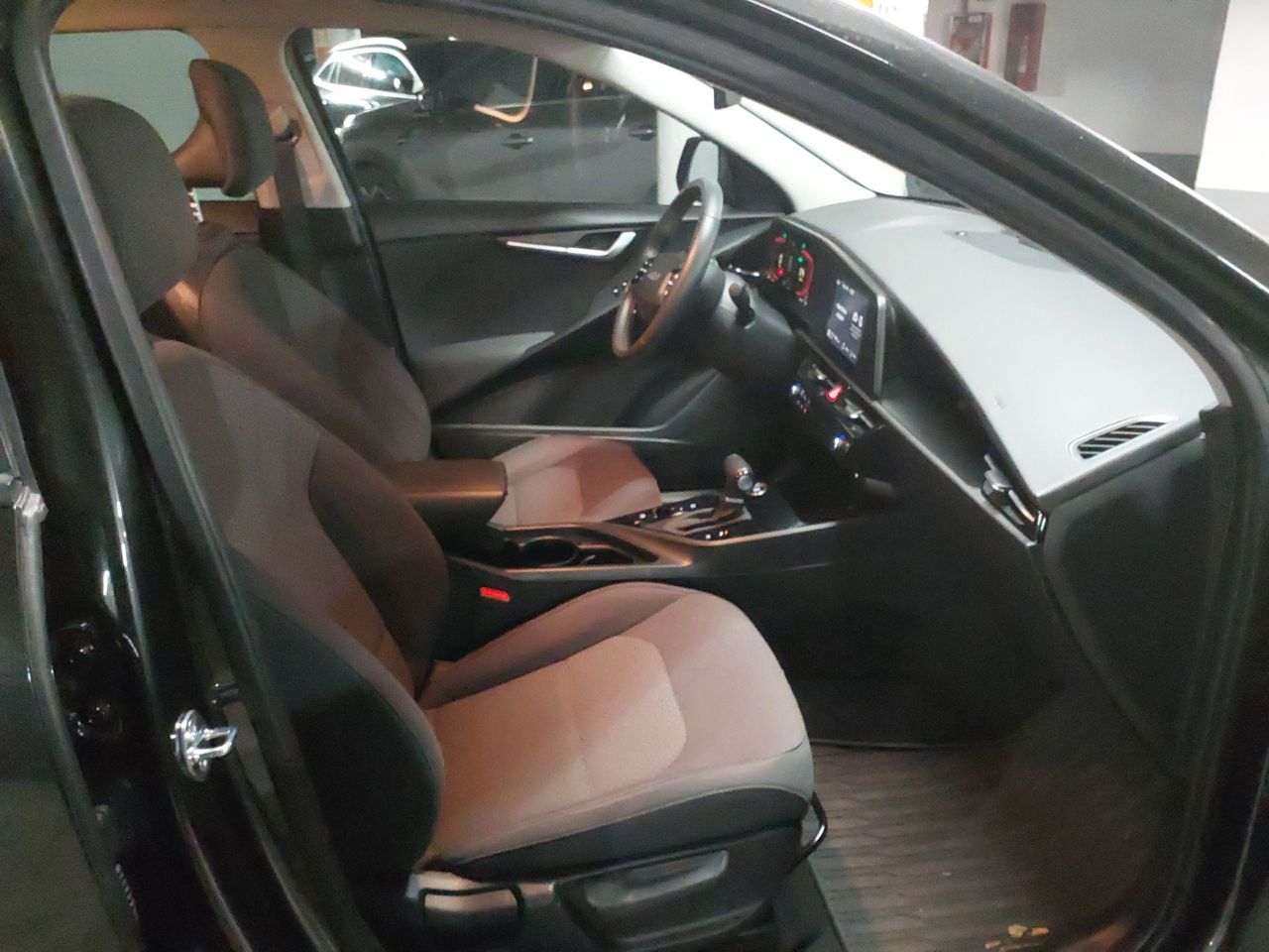 Kia Niro 1.6GDI PHEV 183CV - Foto 7