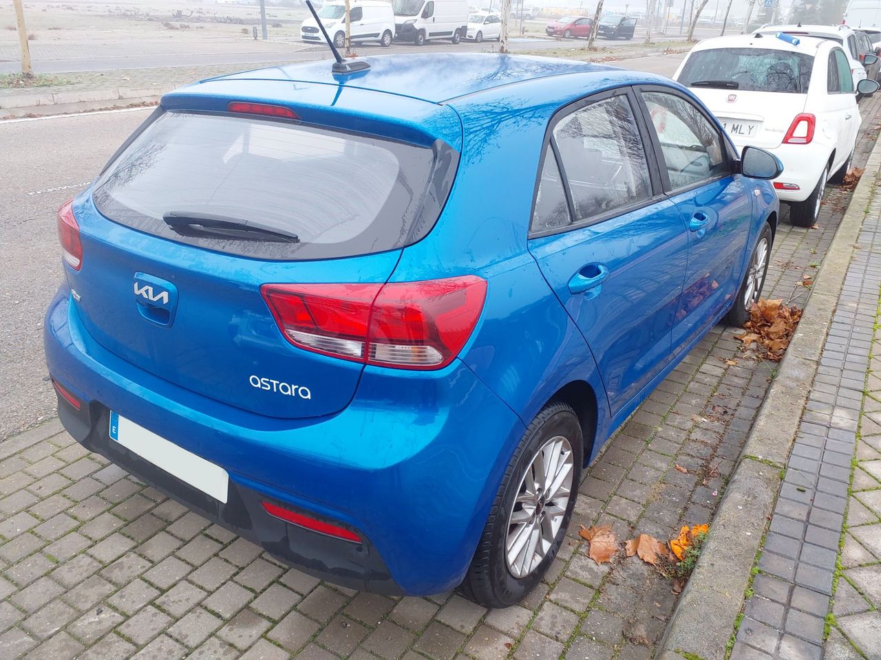 Kia Rio Active 1.0 100CV - Foto 4