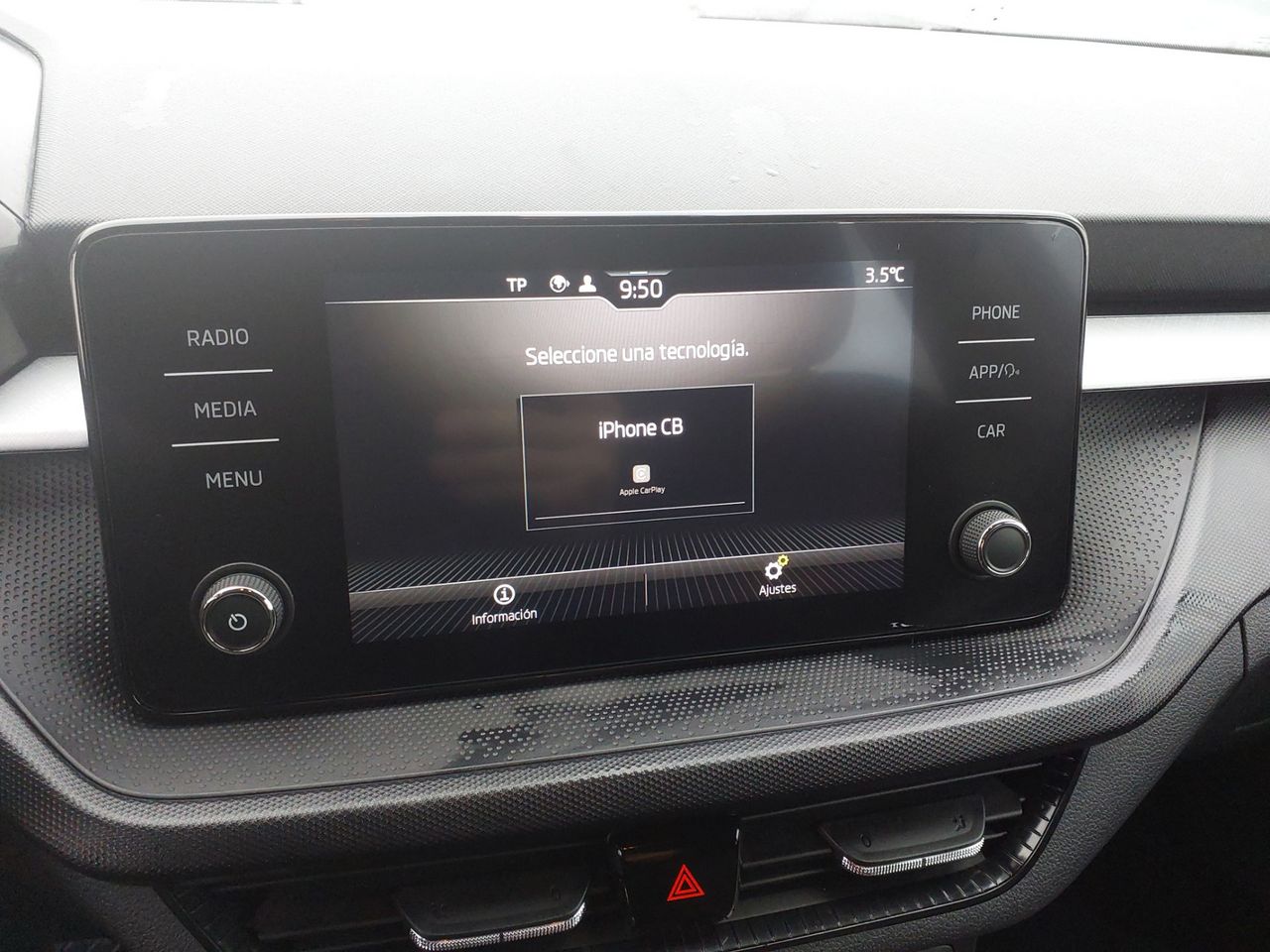 Skoda Fabia Ambition 1.0 95CV - Foto 9