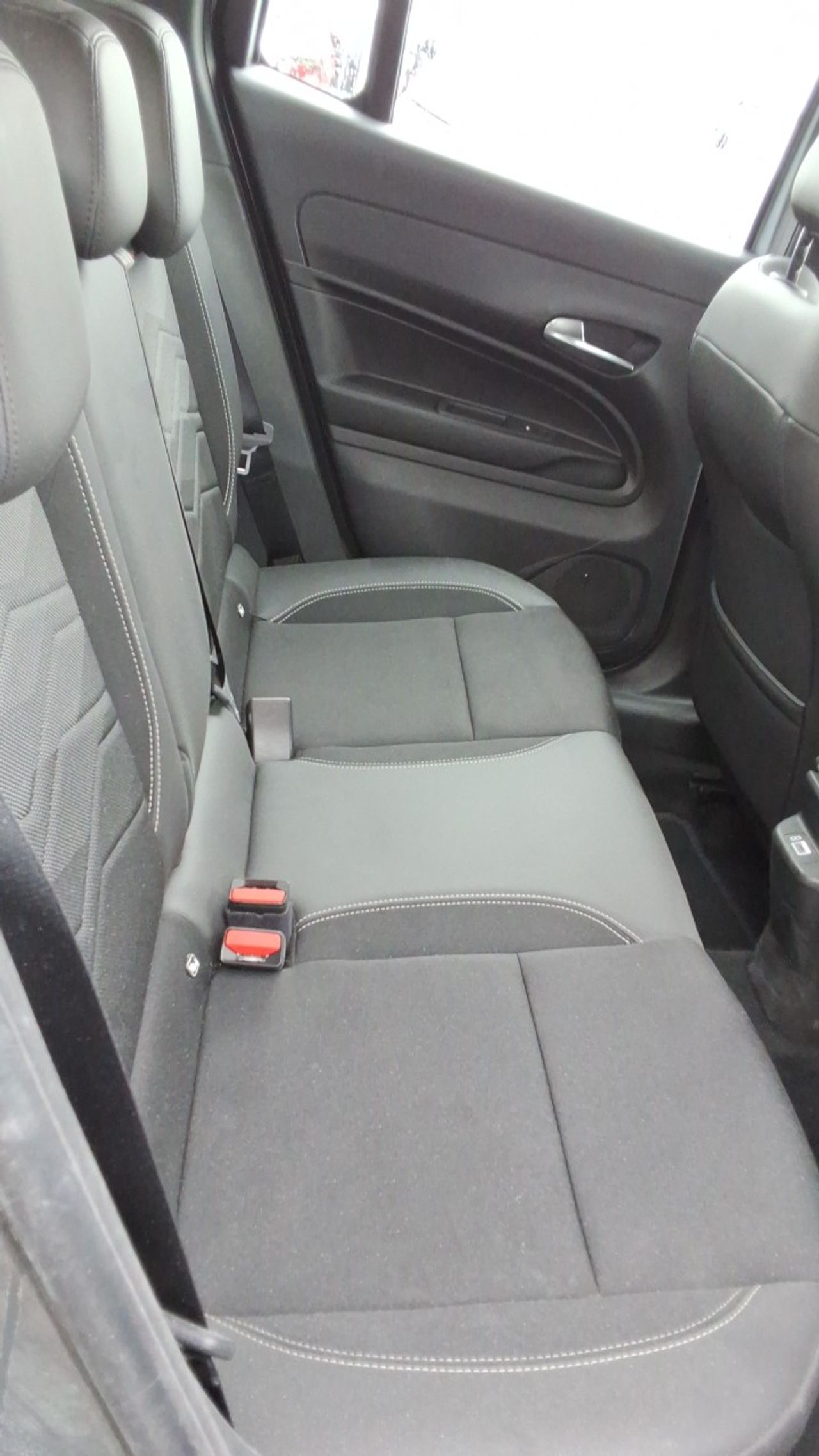 Jeep Avenger Altitude 1.2 - Foto 6